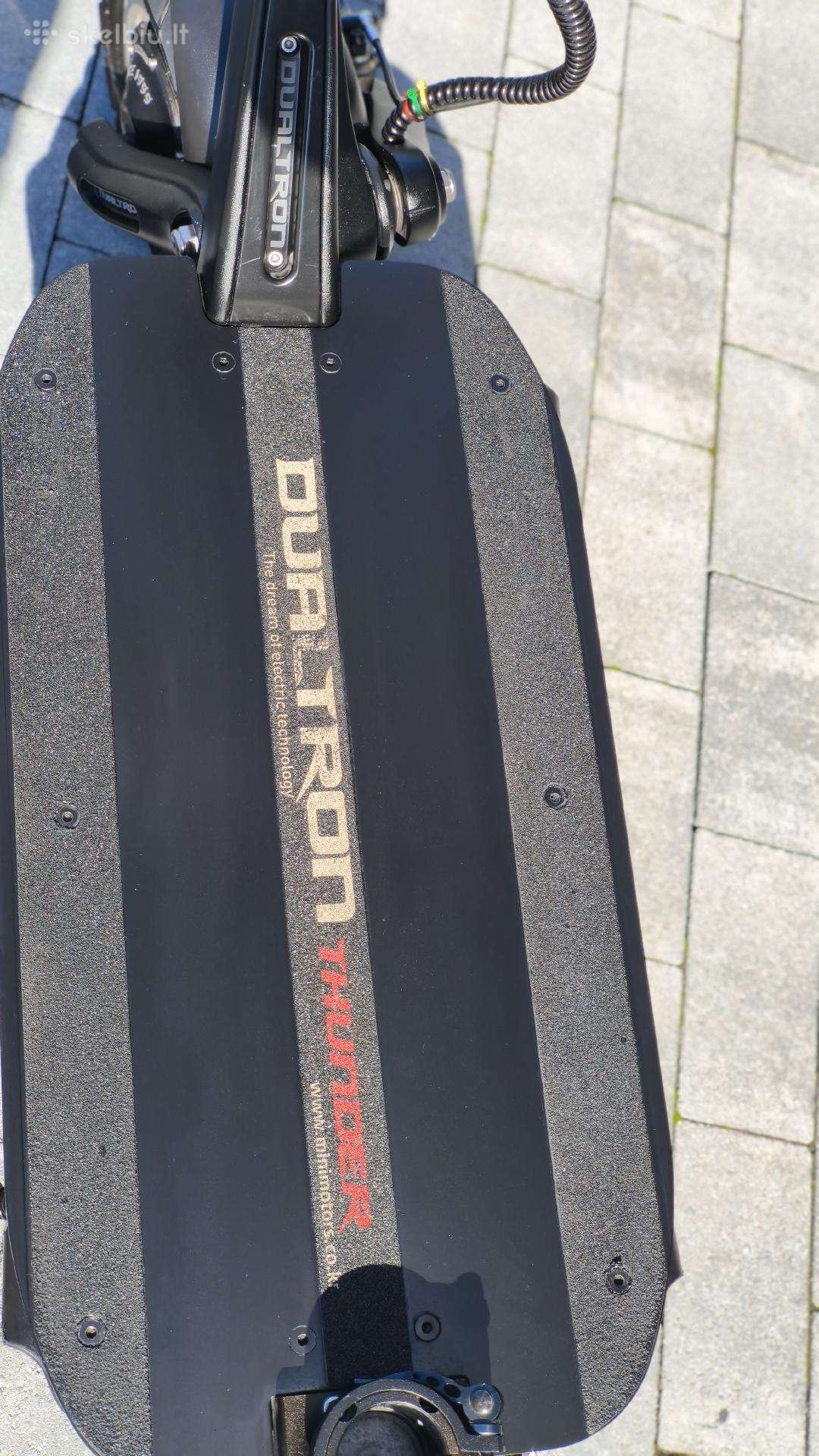 Электрический самокат Dualtron