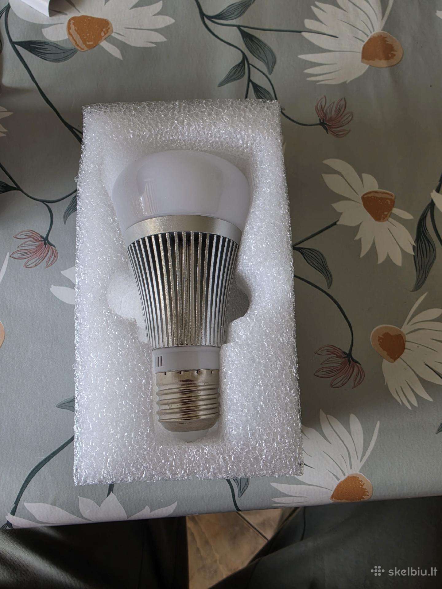 Sonoff B1 – išmanioji LED lempa
