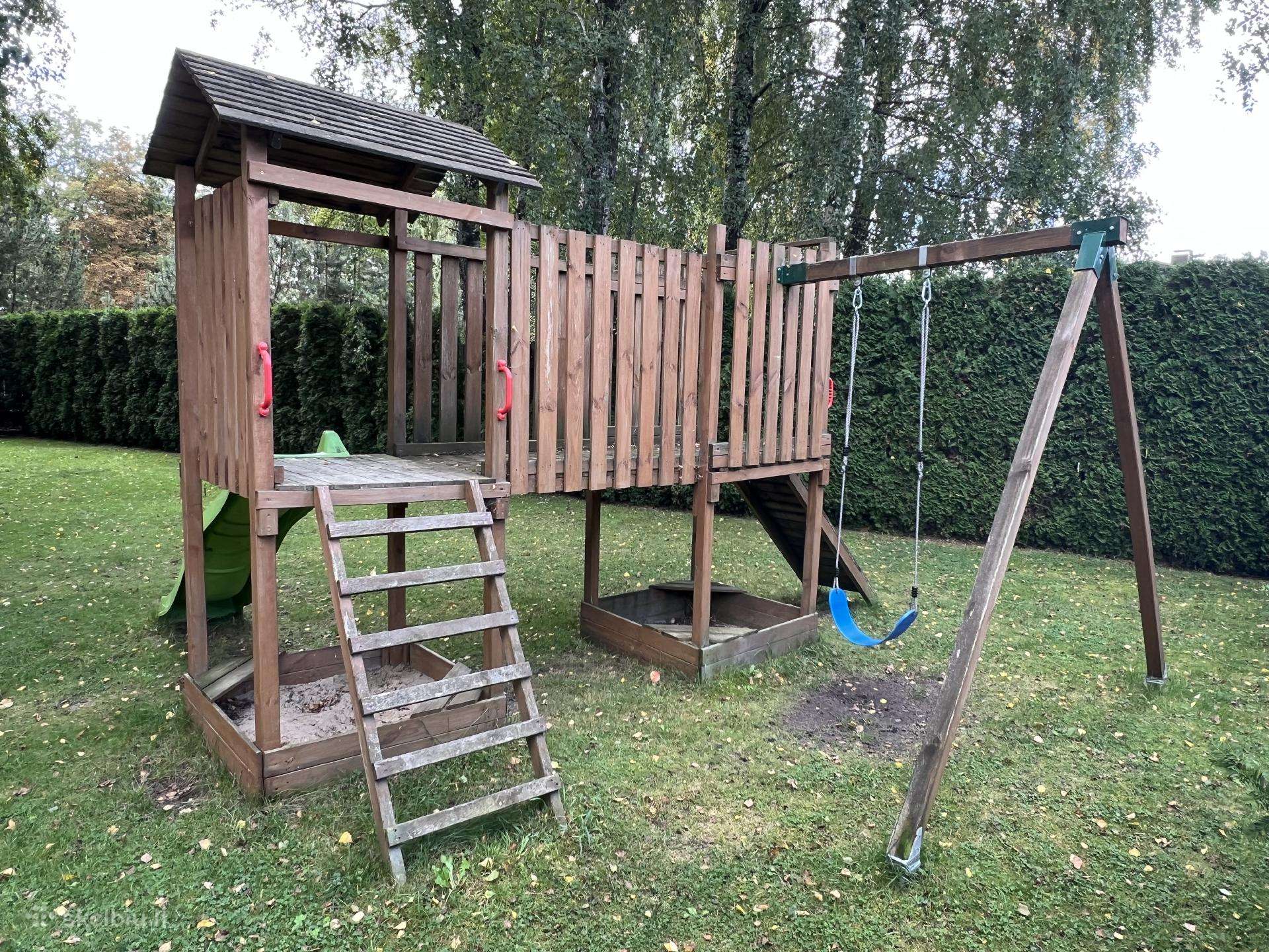 Parduodu vaikų žaidimų aikštelę