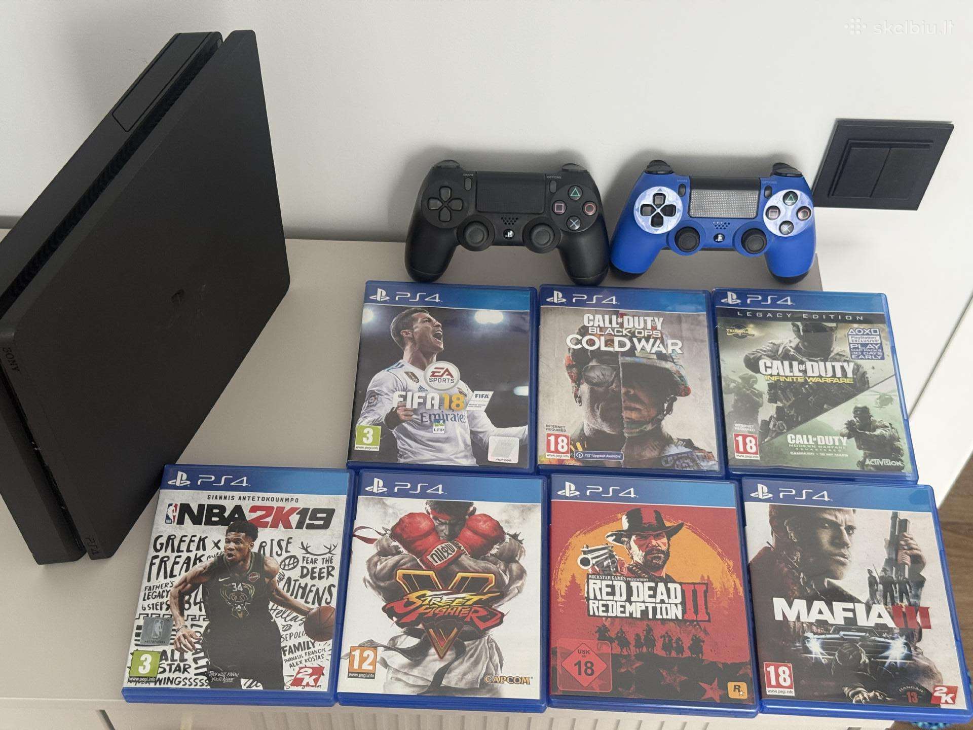 Ps4 Slim 500 GB + 2 pulteliai + 8 žaidimai
