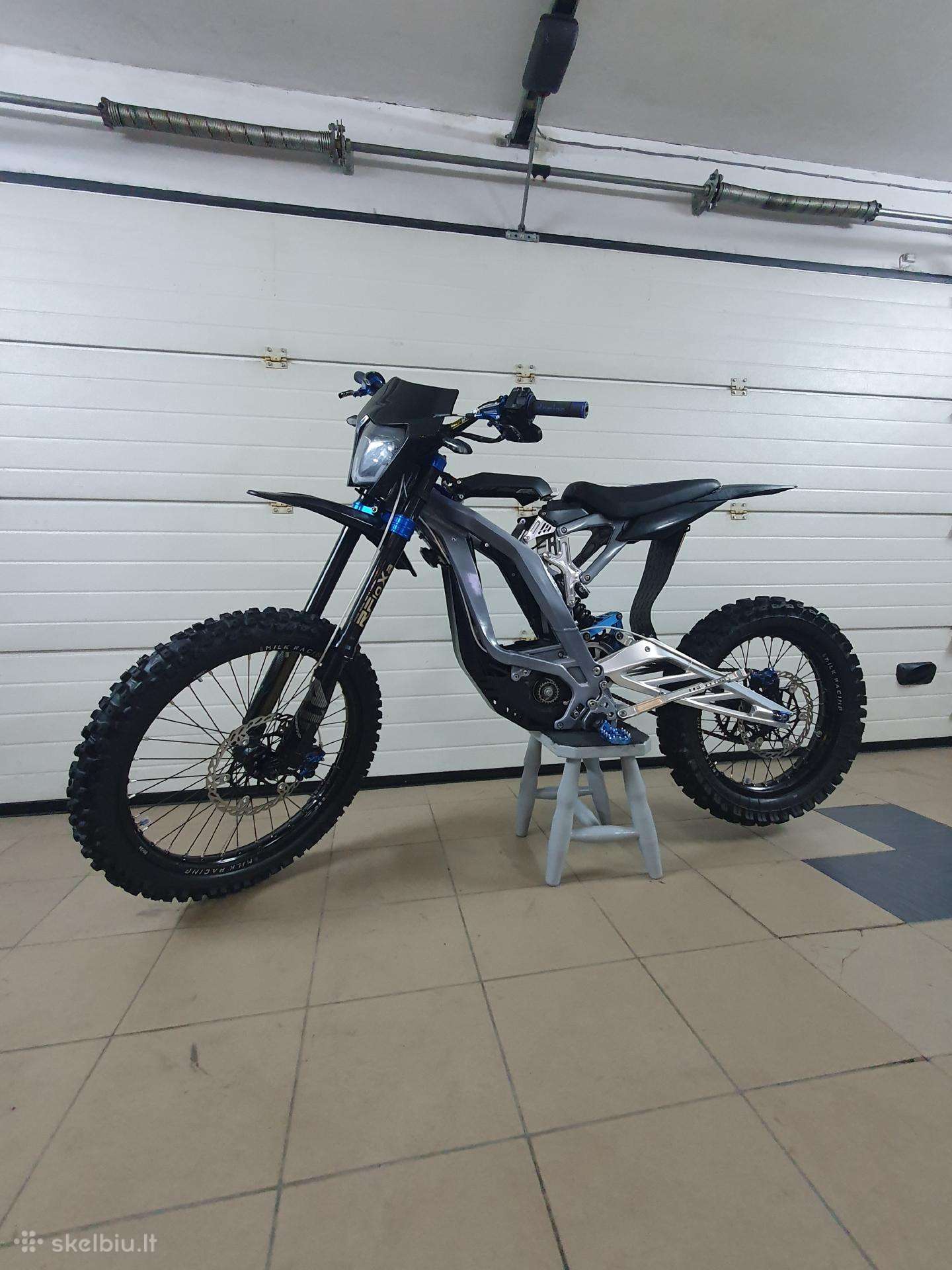 Custom Surron L1e 30kw, 18/21" + 16"supermoto