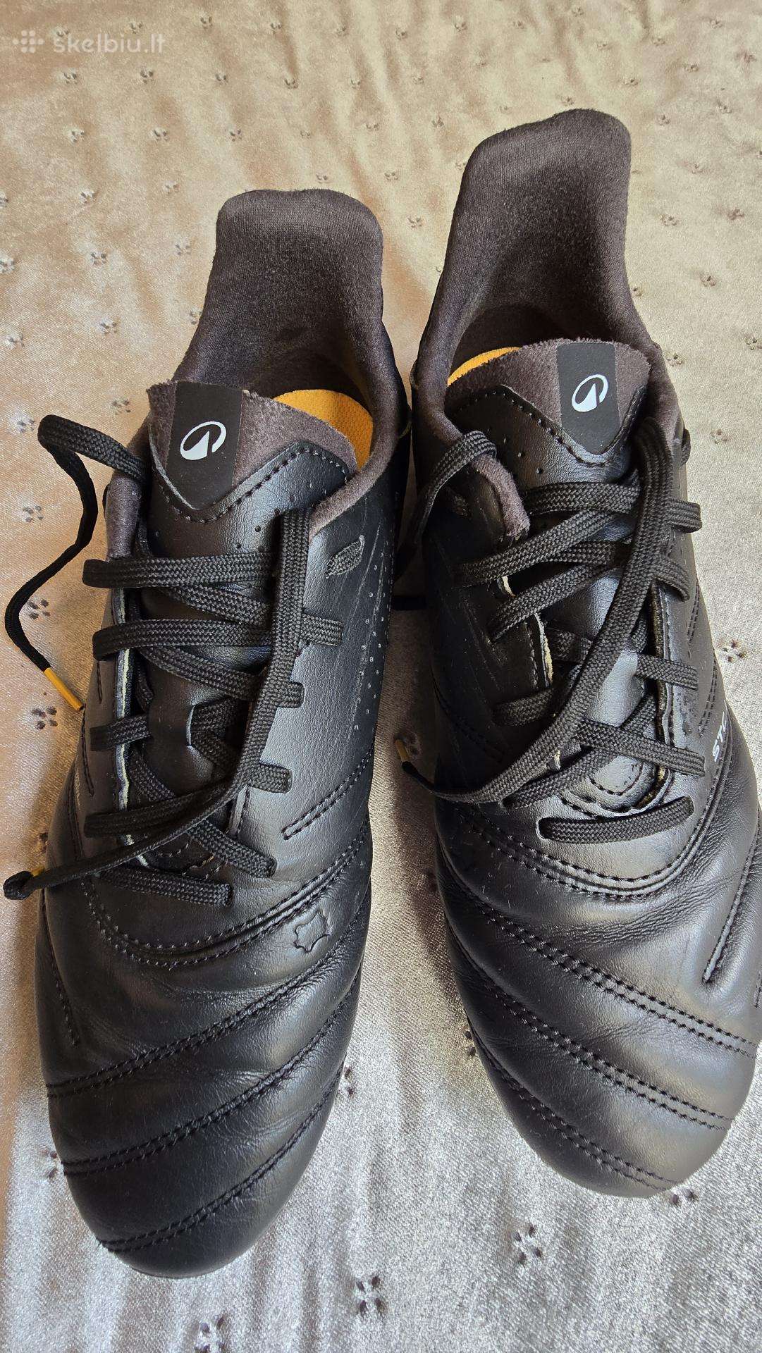 Futbolo batai