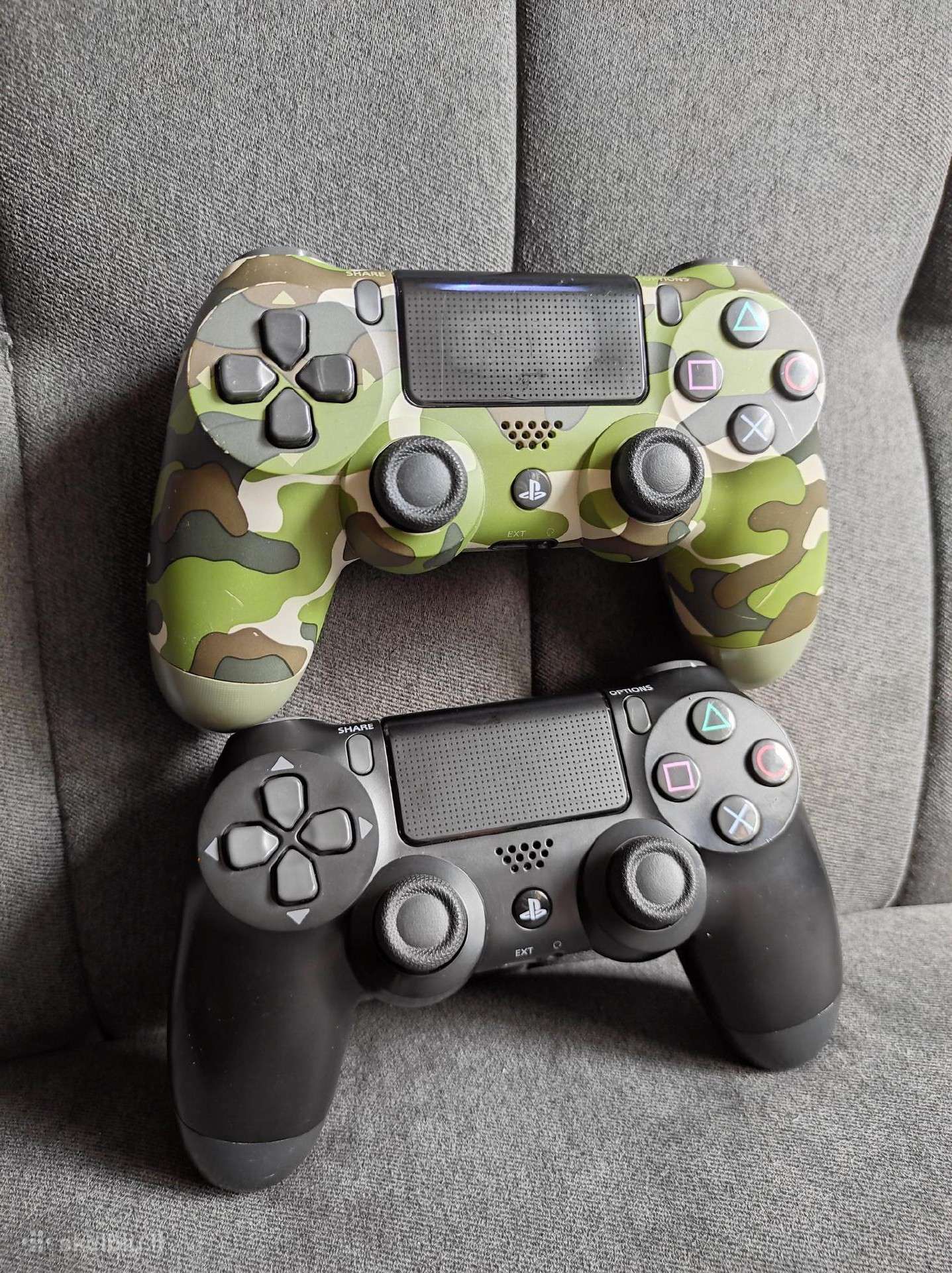Ps4 valdykliai 30€/vnt