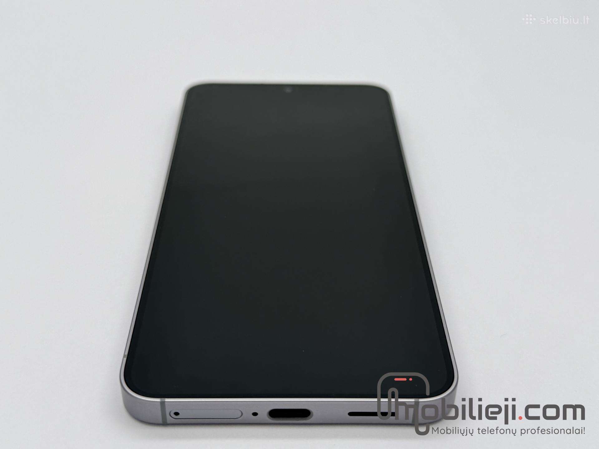 Idealios būklės Samsung Galaxy S25 128gb Silver