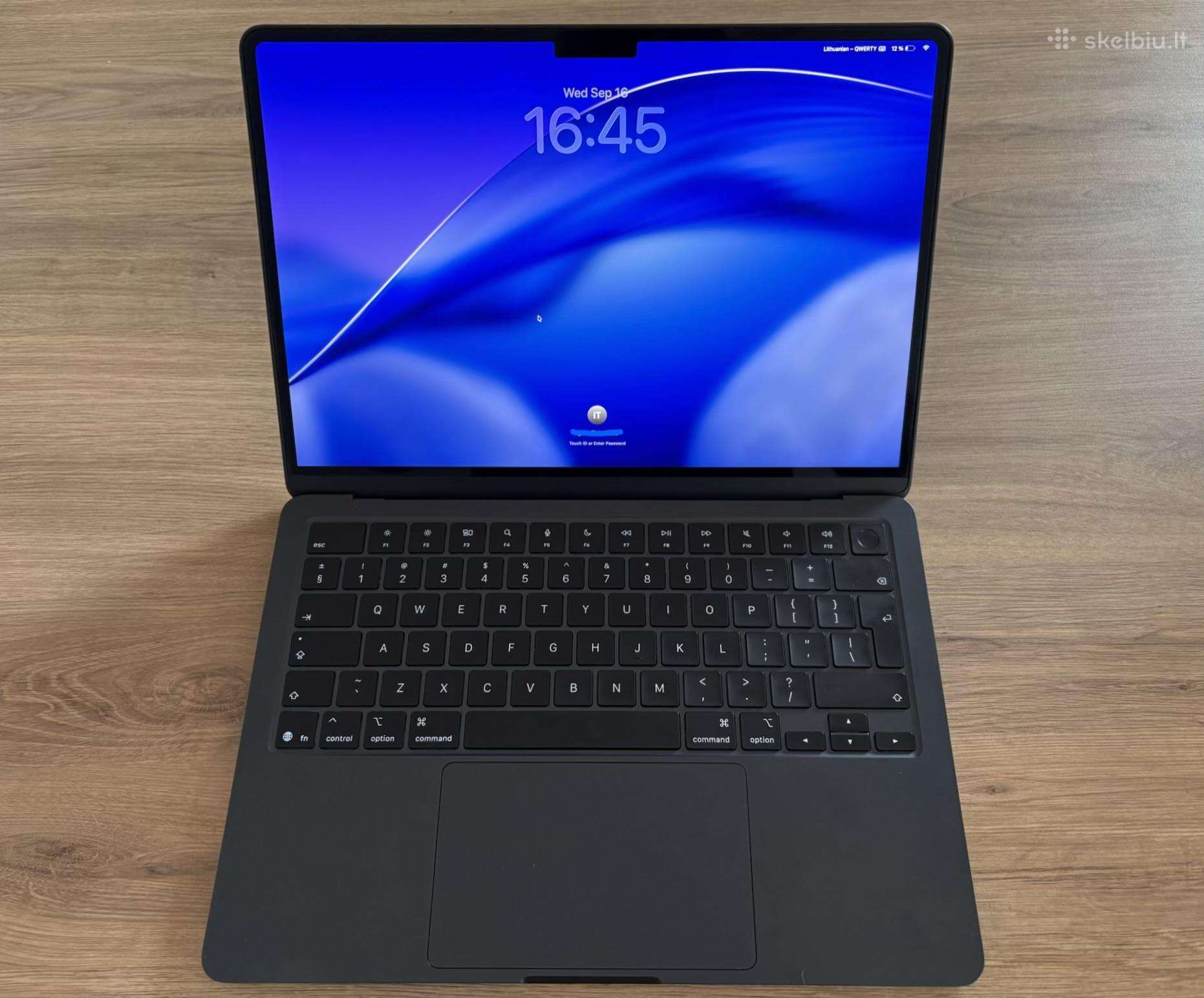 Apple MacBook Air M4 13.6 16gb RAM 512gb SSD