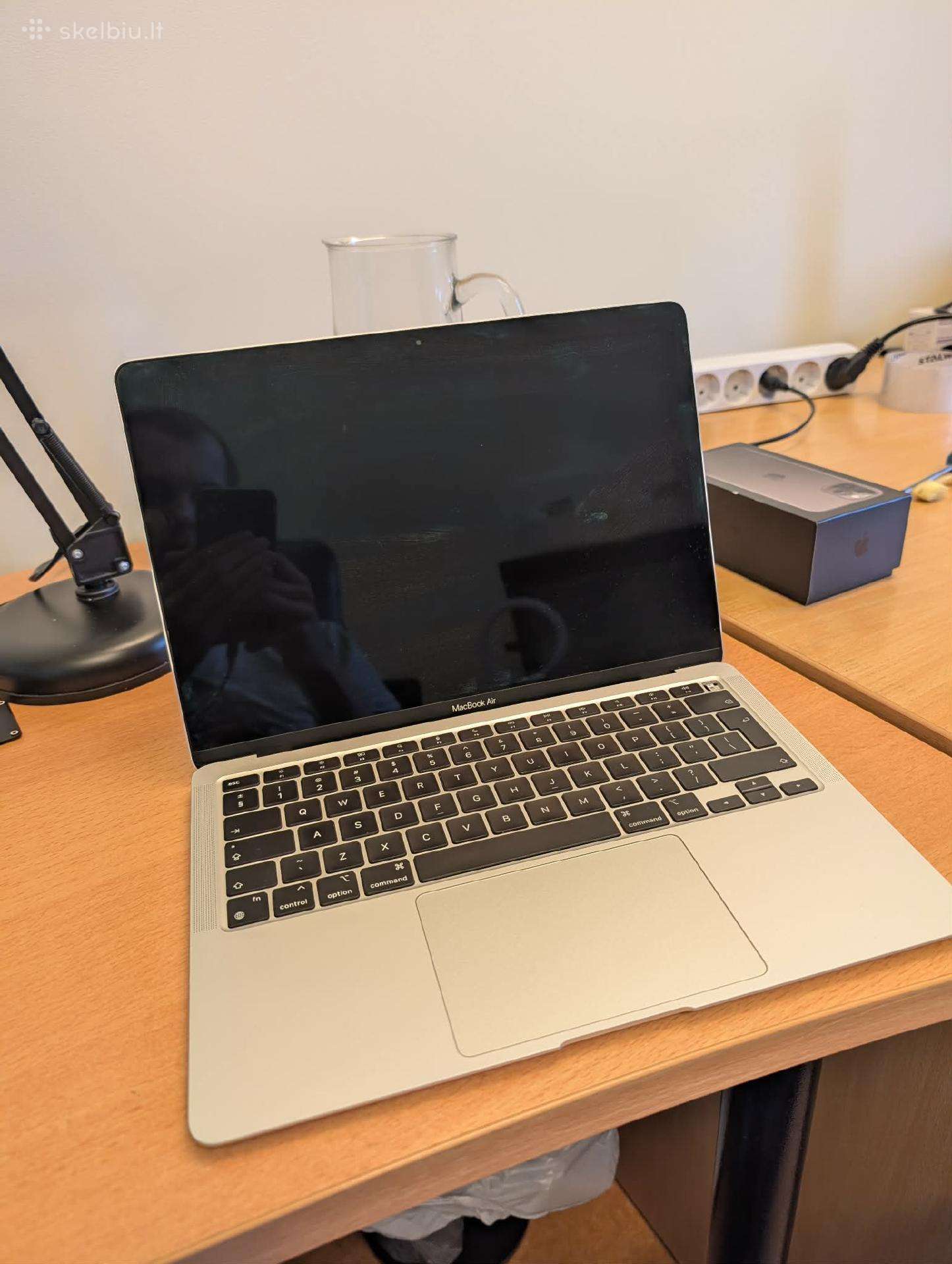 MacBook A2337
