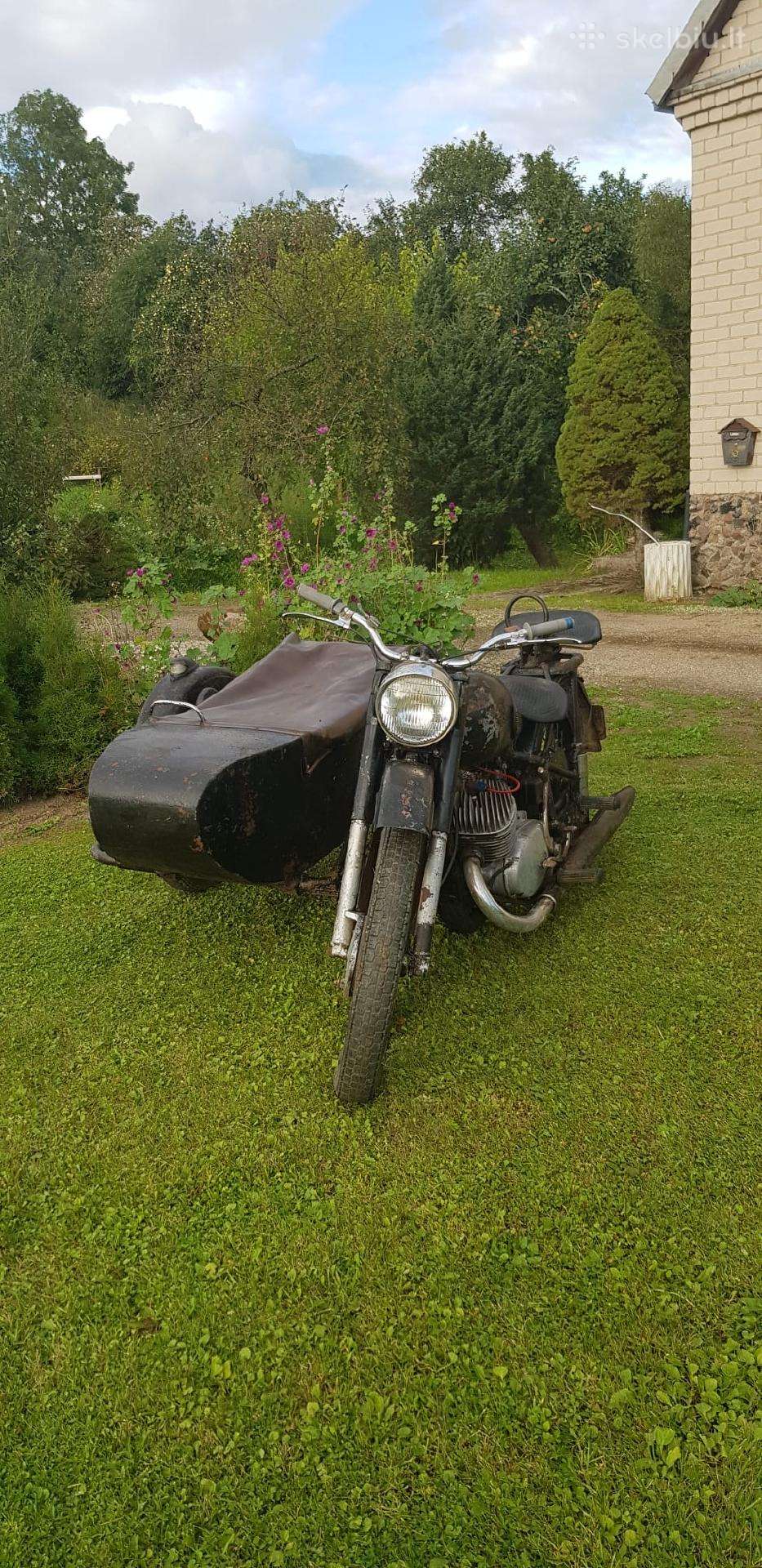 Motociklas izh 49