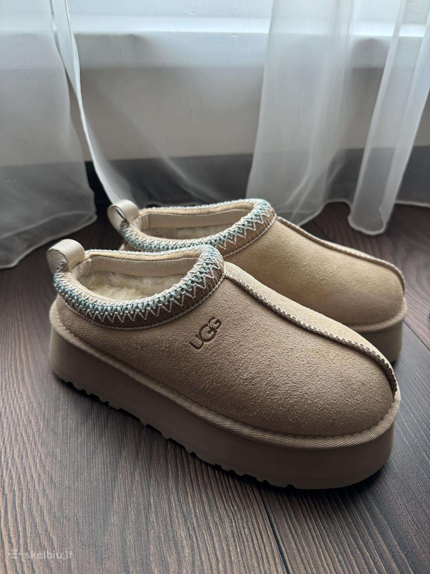 Ugg tazz