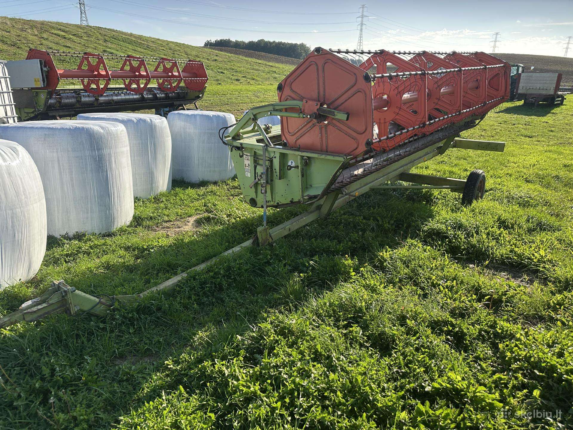 Claas 310, kombainai