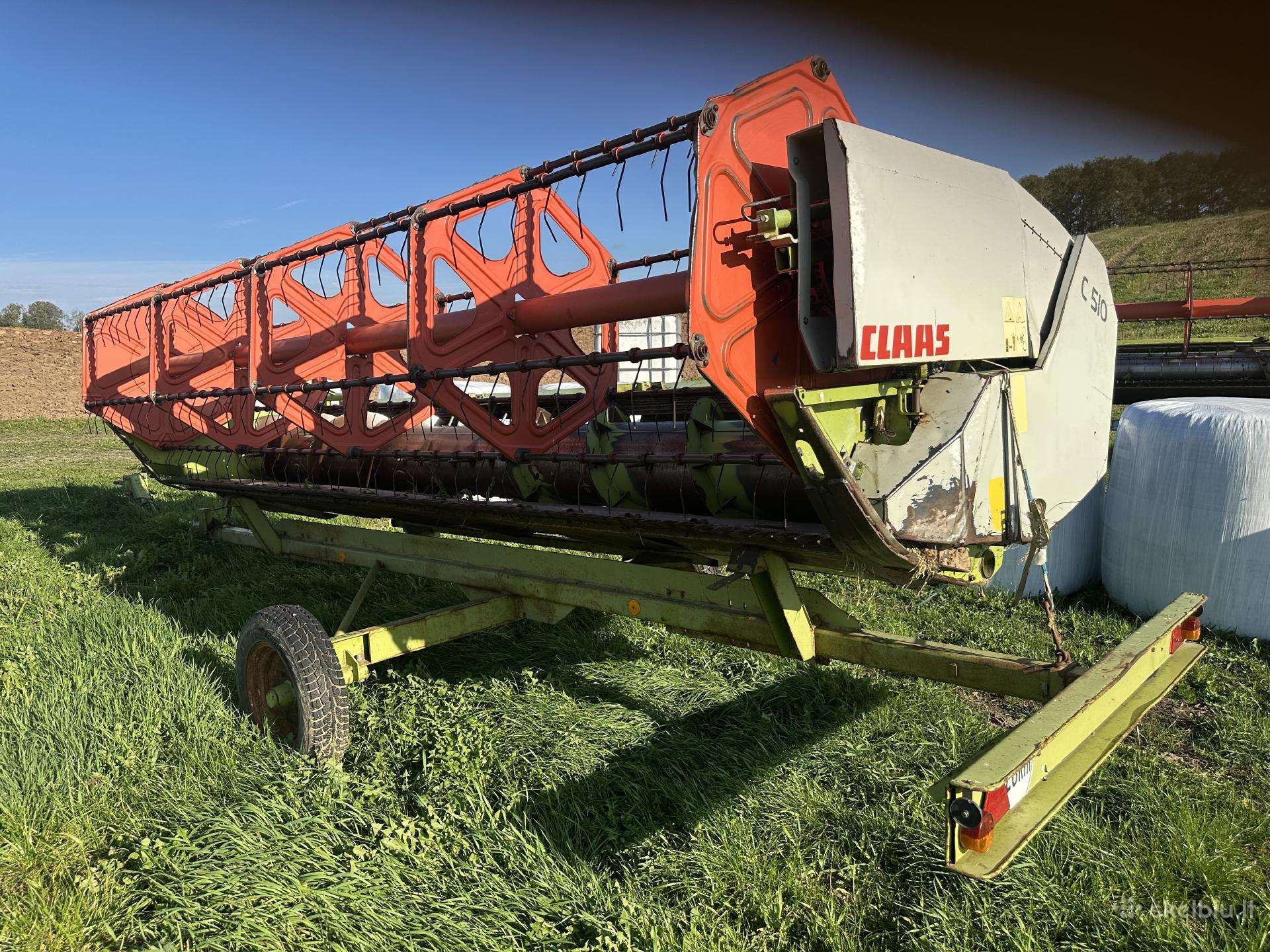 Claas 310, kombainai