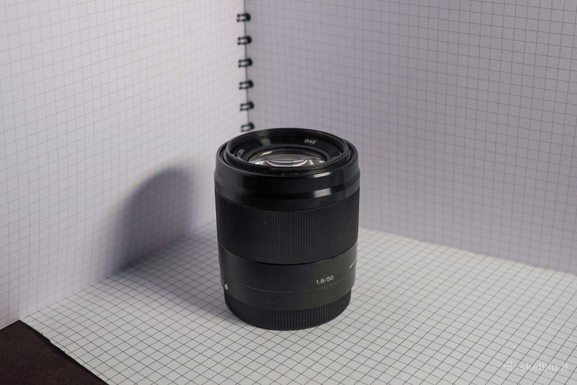 Sony 50mm f/1.8
