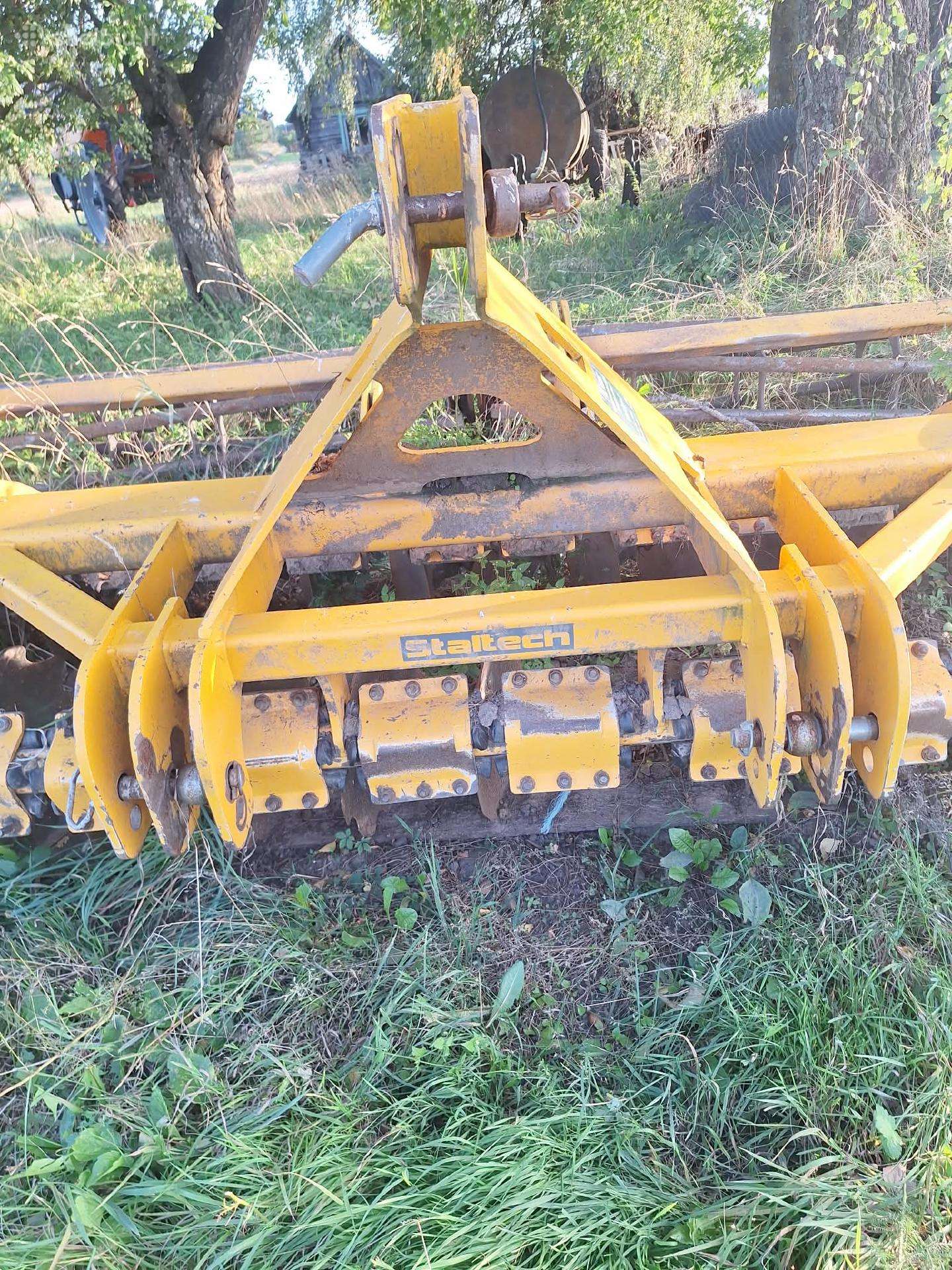 Parduodu skutika kultivatoriu pluga