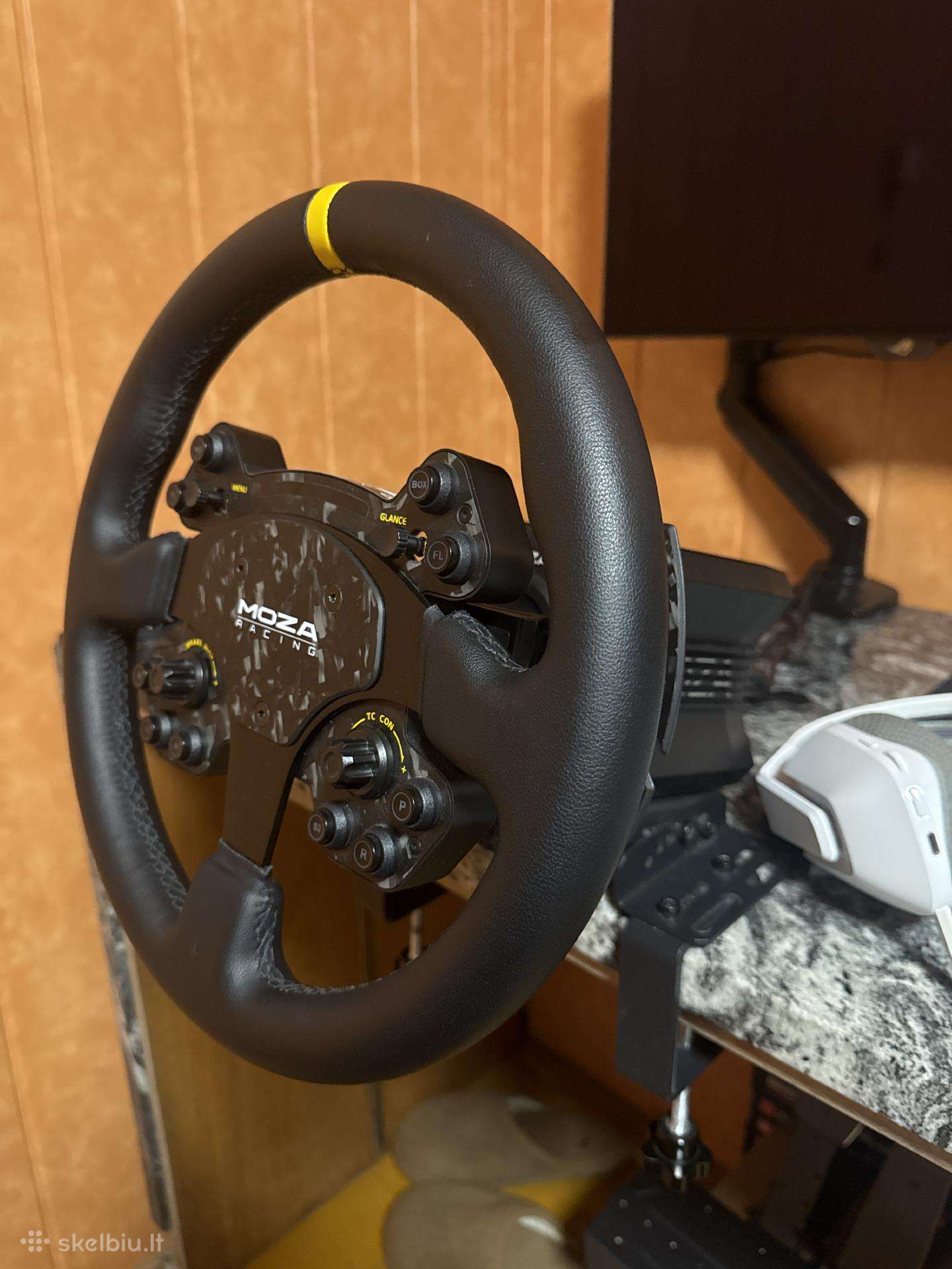 Moza r12 v2 su RS V2 vairu, Sr-p pedalai