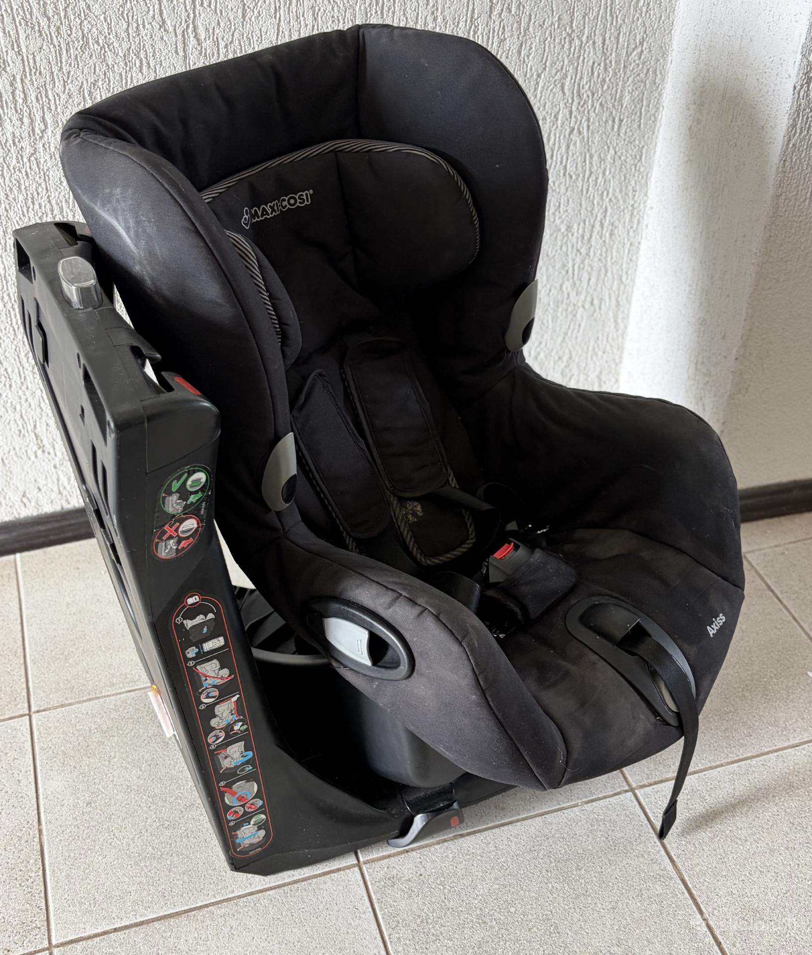 Maxi-cosi Axiss automobilinė kėdutė pasukama