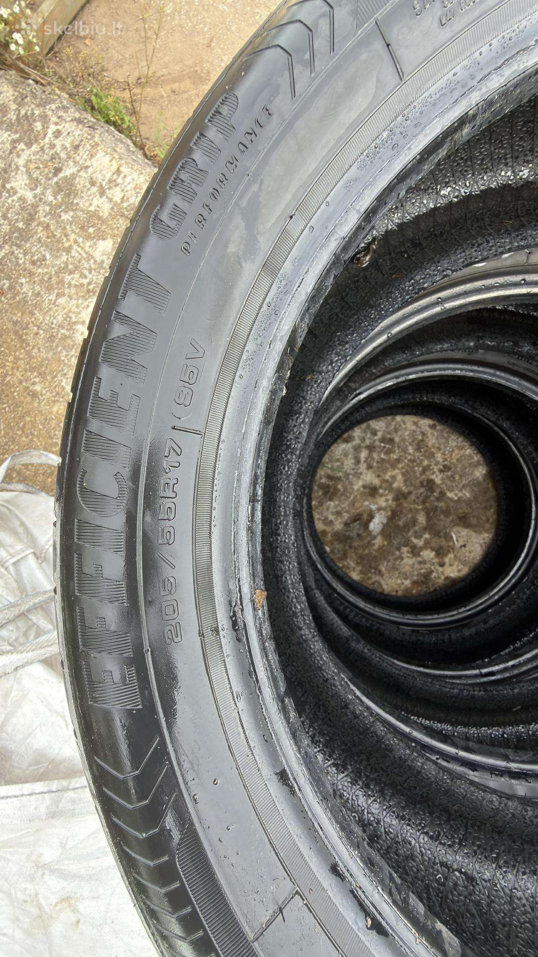 Goodyear, летние 205/55 R17