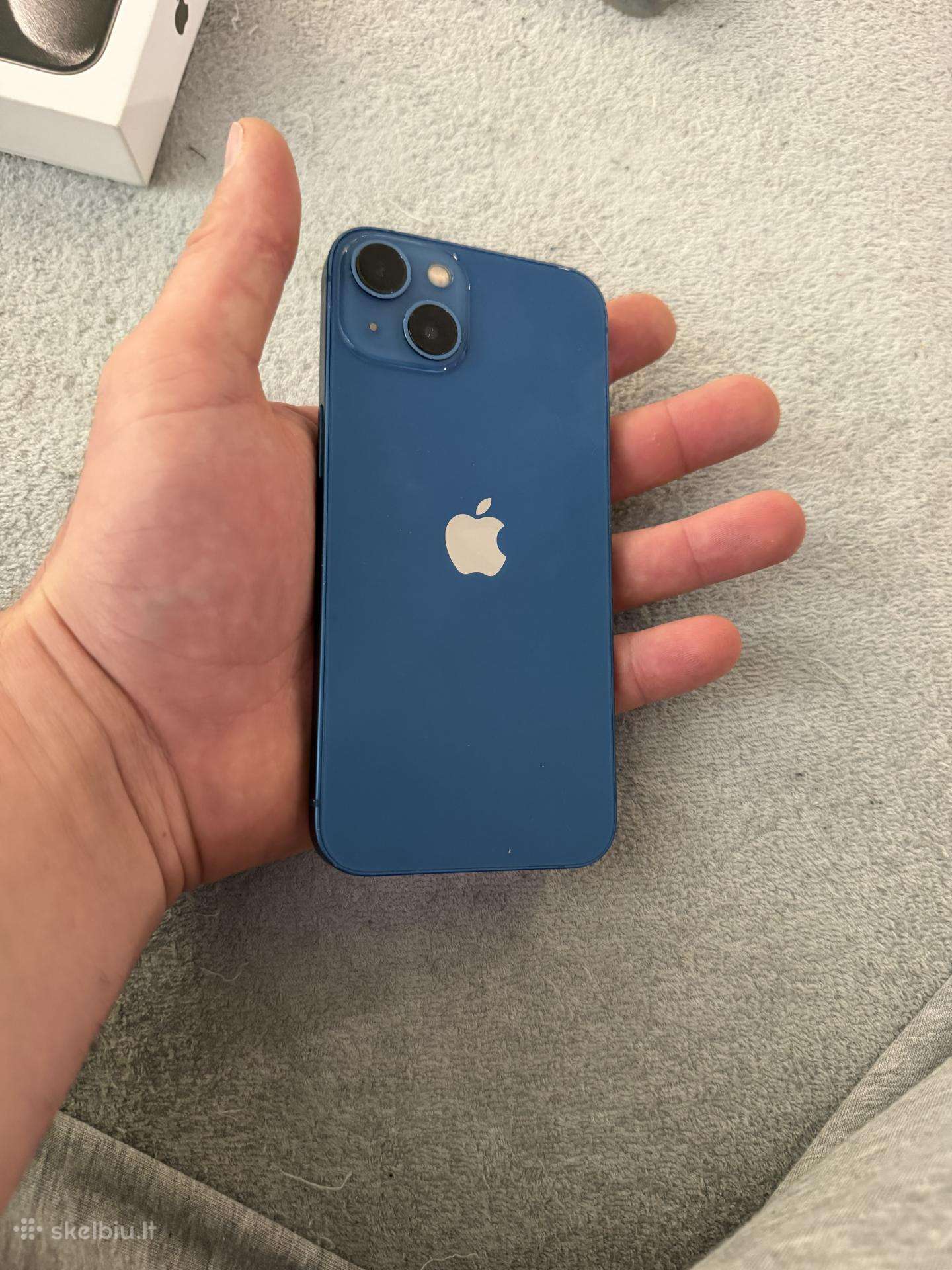 iPhone 13