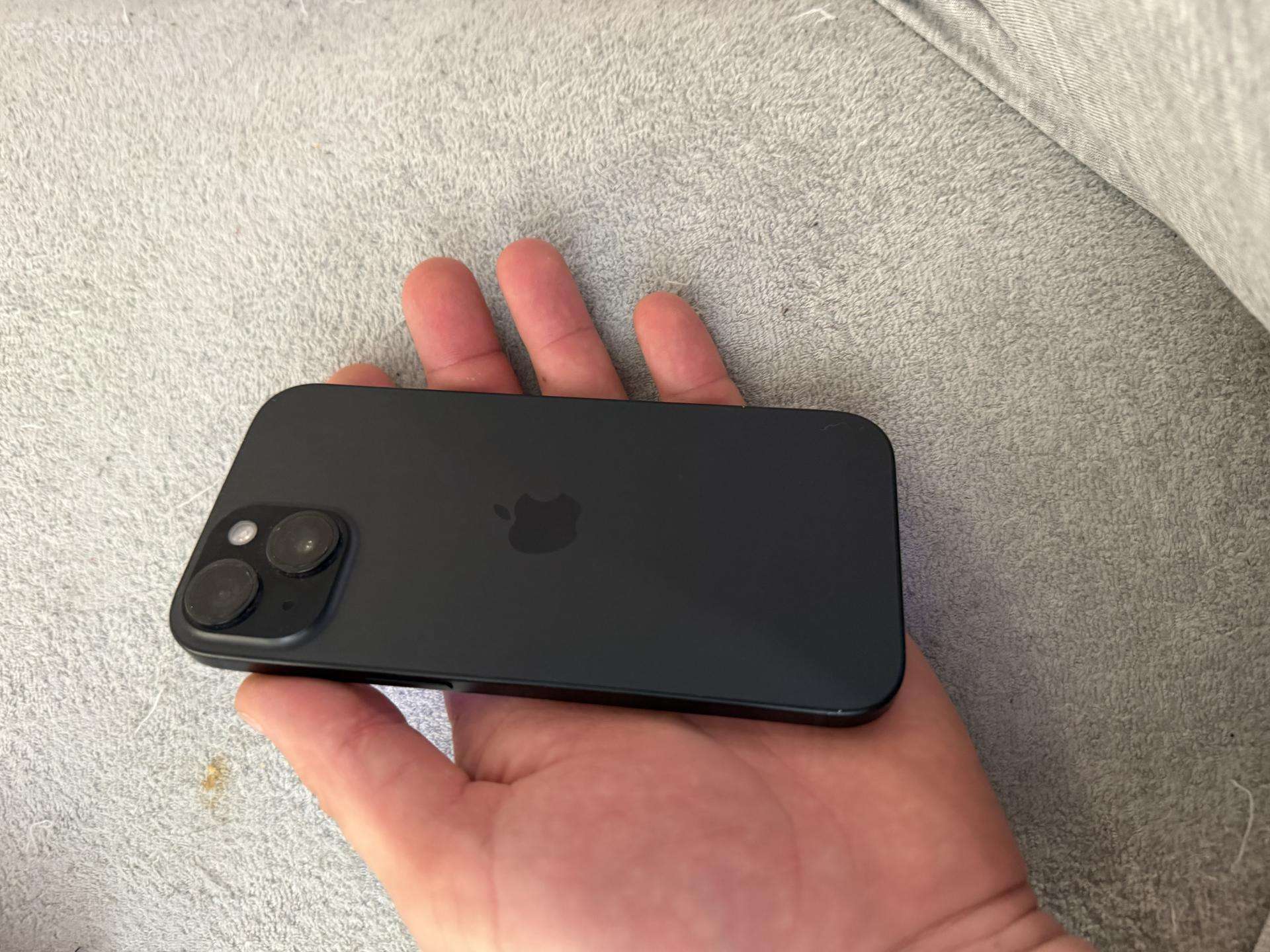 iPhone 15