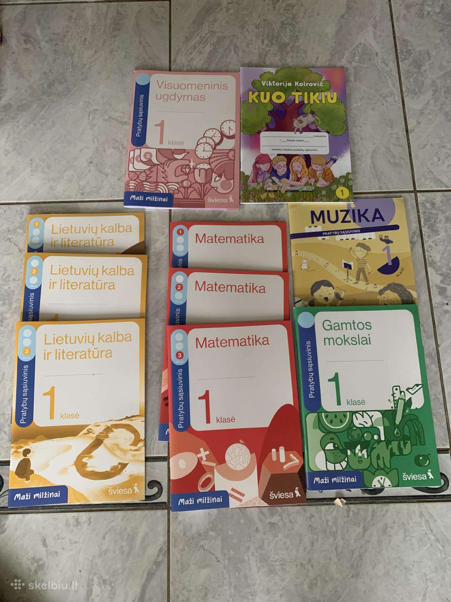 Parduodamas 1 klasės pratybų komplektas