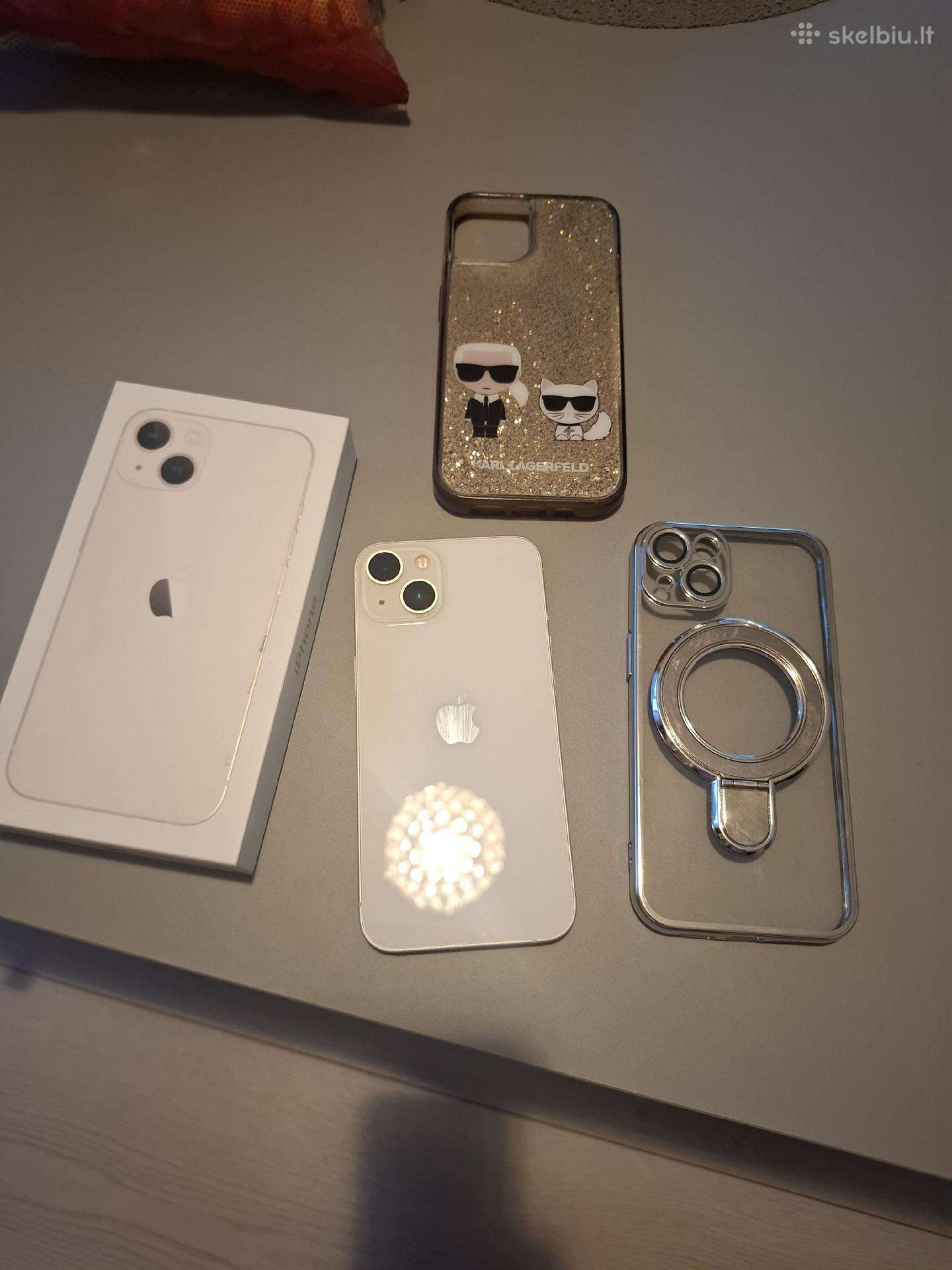 iPhone 13 white