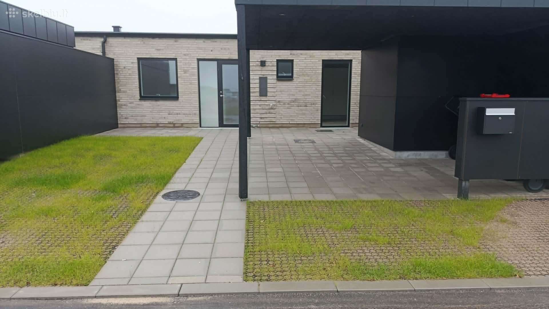 Ieškomi trinkelių klojėjai Danijoje