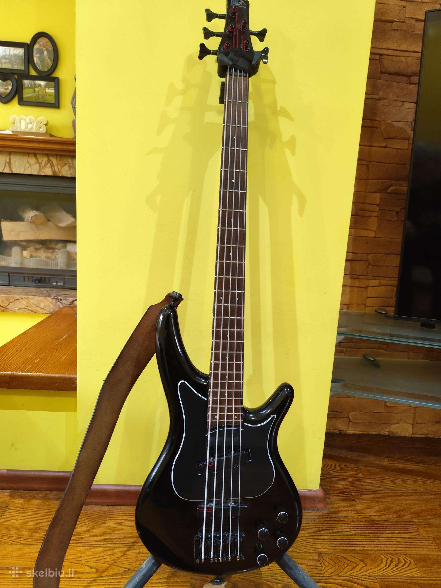 Bosinė gitara Ibanez Sr885