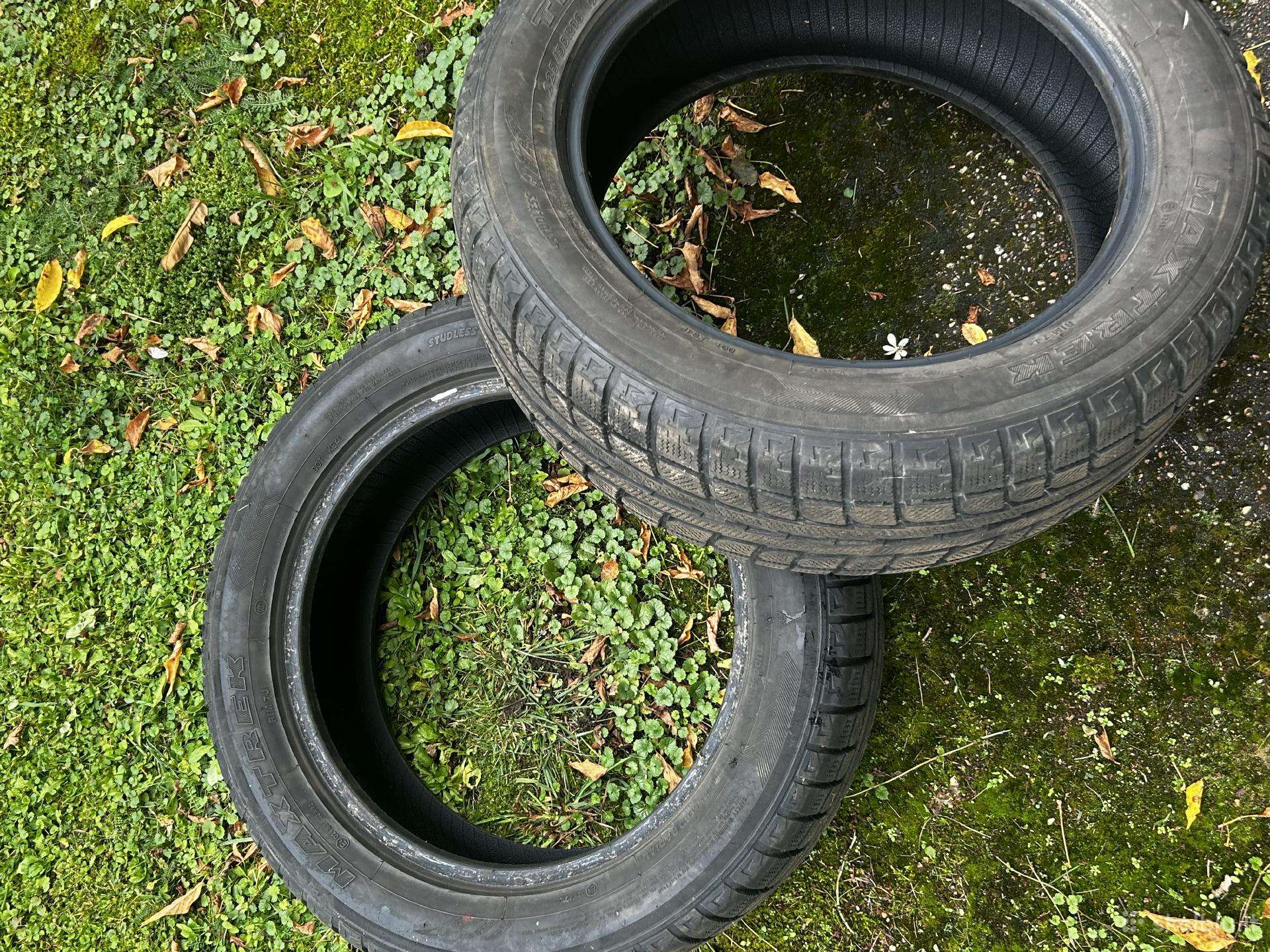 225/55 R18 M+s 24metu
