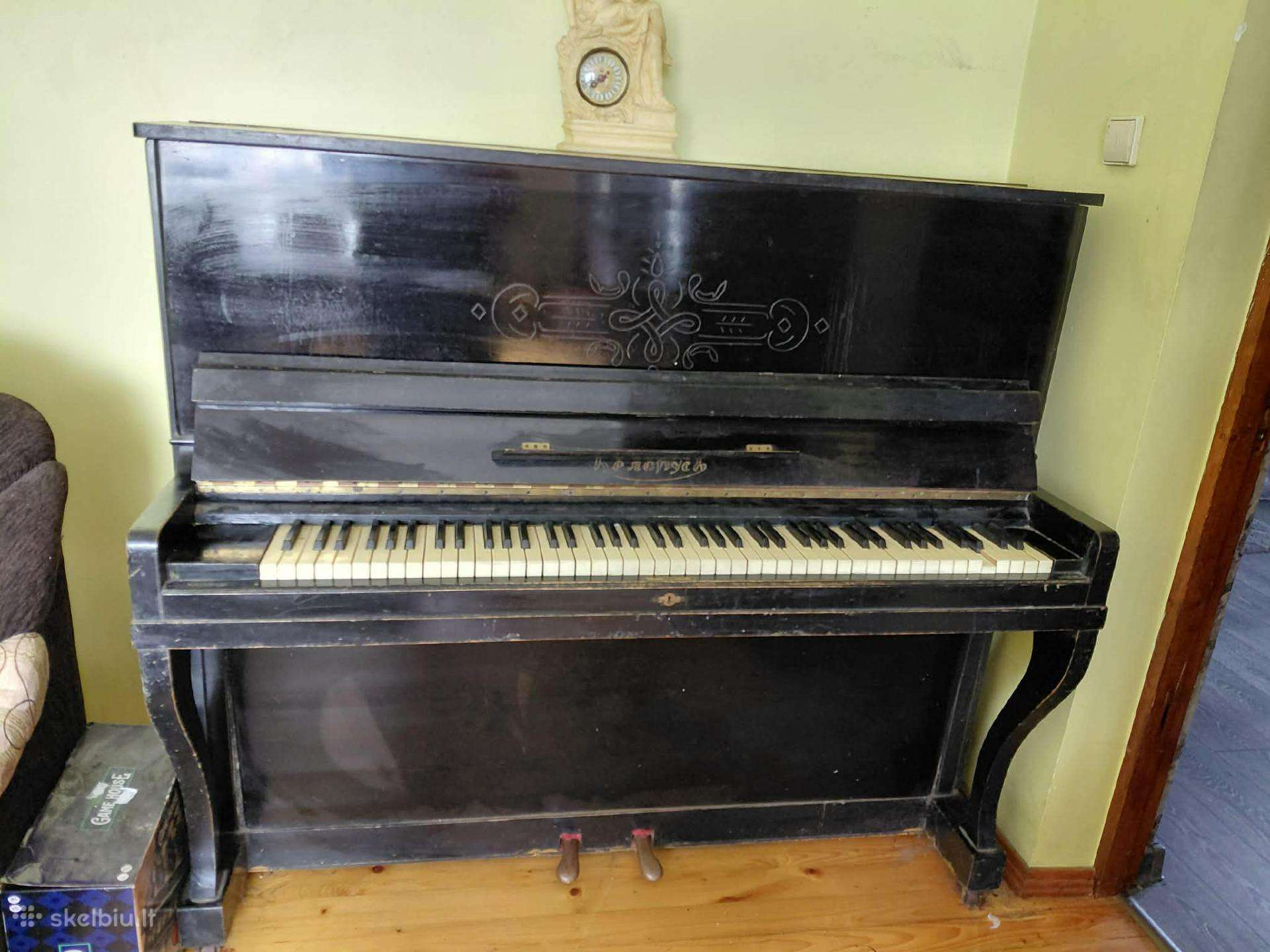 Atiduodu pianiną