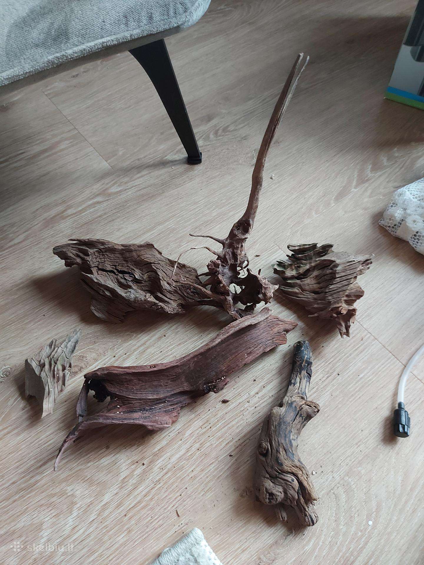 Akvariūmo reikmenys