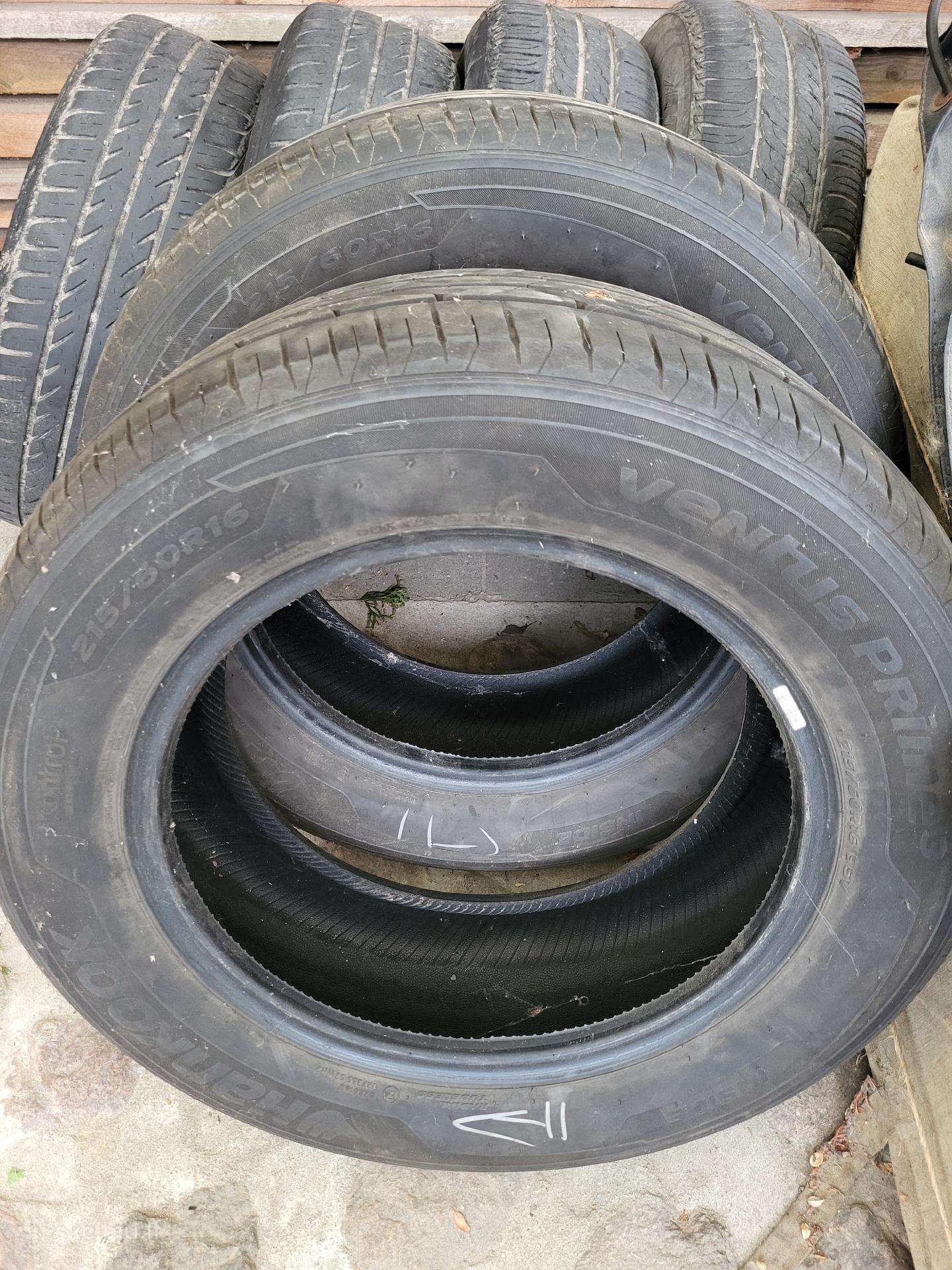 Ratai ir padangos 215x60x16 ir 175x65x14