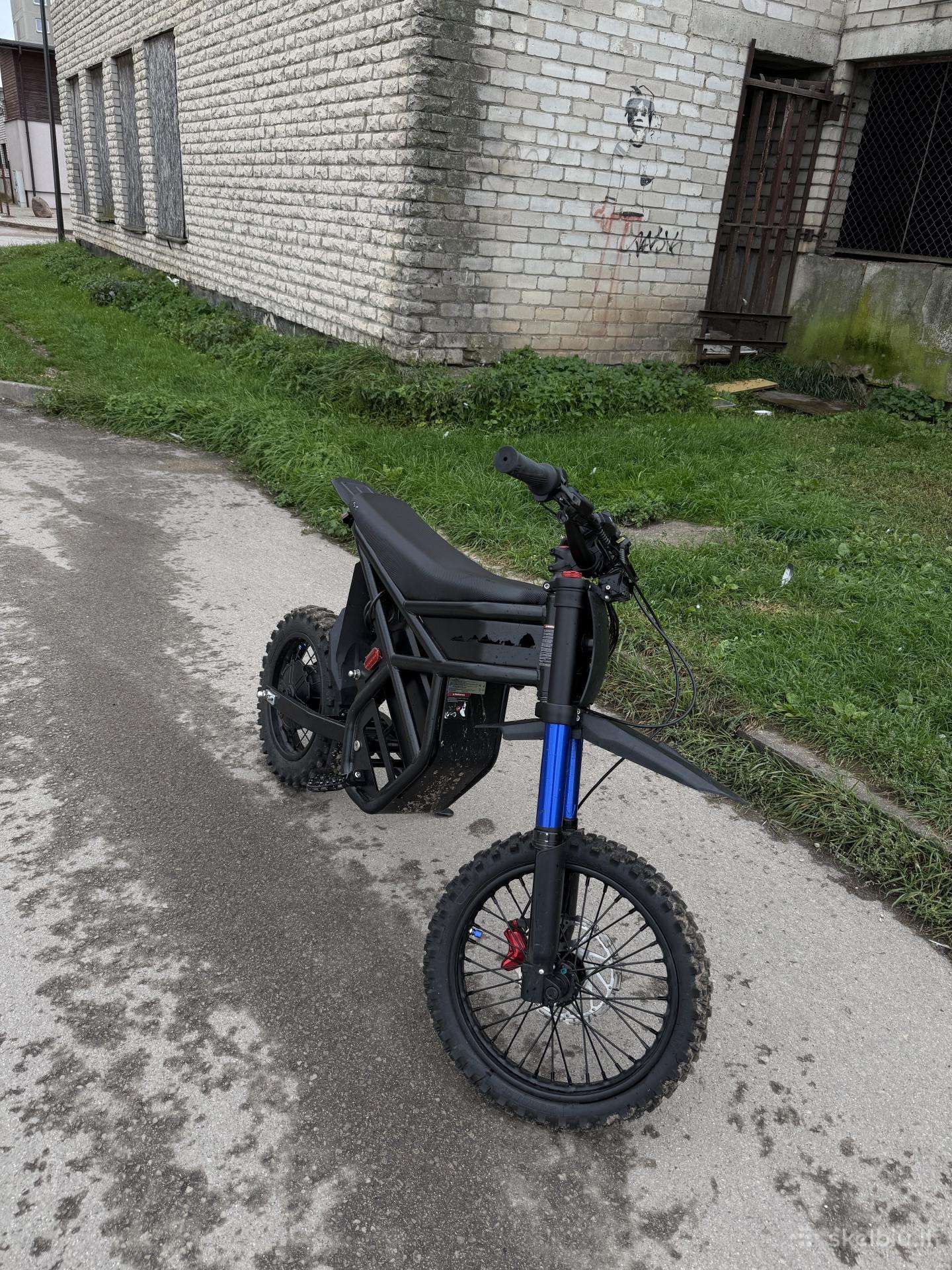 Elektrinis motociklas gt54 pro