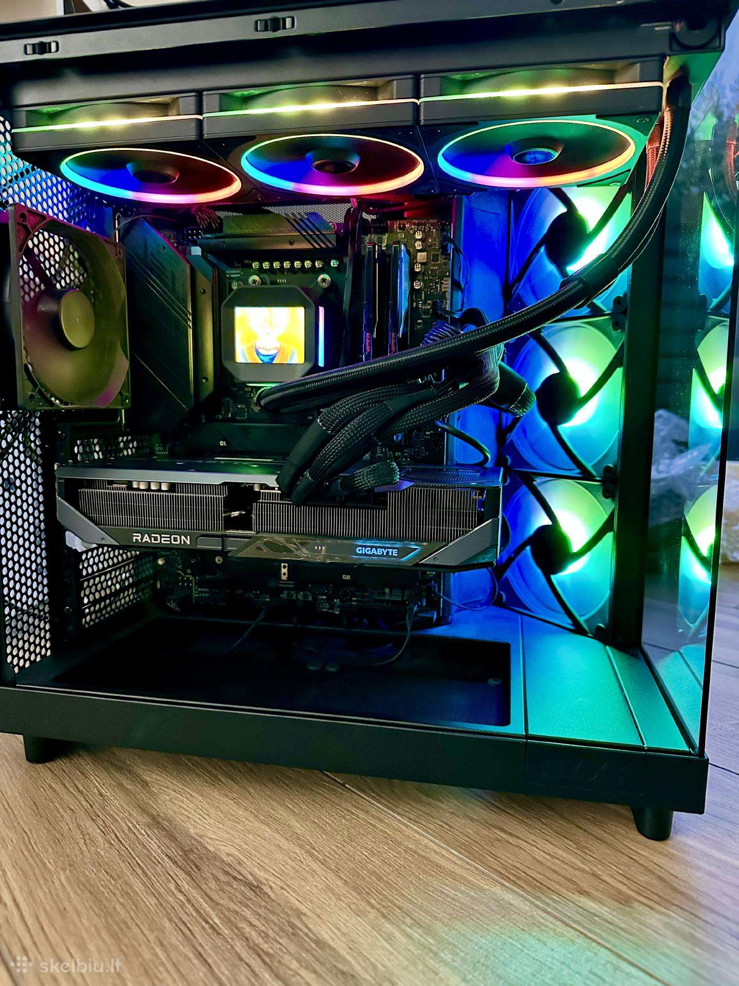 Ryzen 7 9800x3d, 32gb, 2tb SSD, rx 9070 16gb