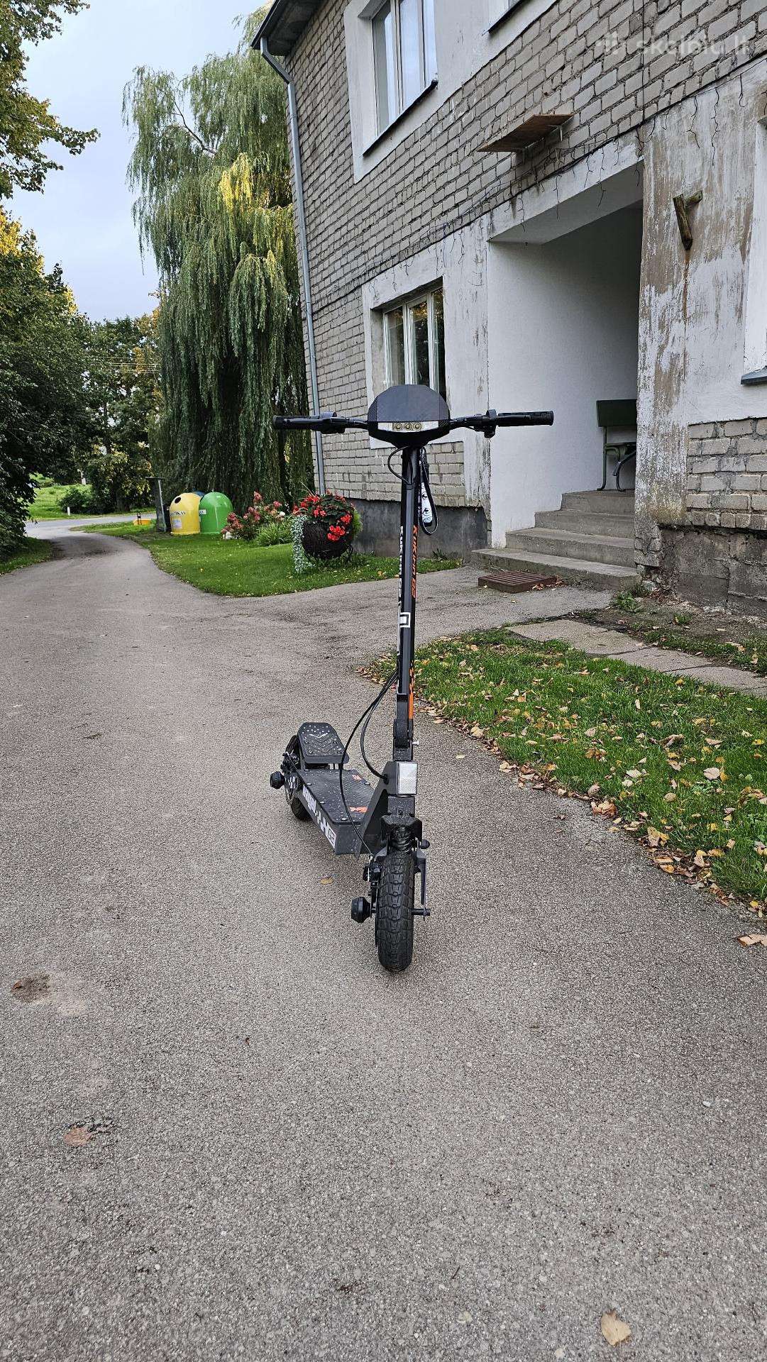 Kukirin G2 elektrinis paspirtukas - rida 332 km.