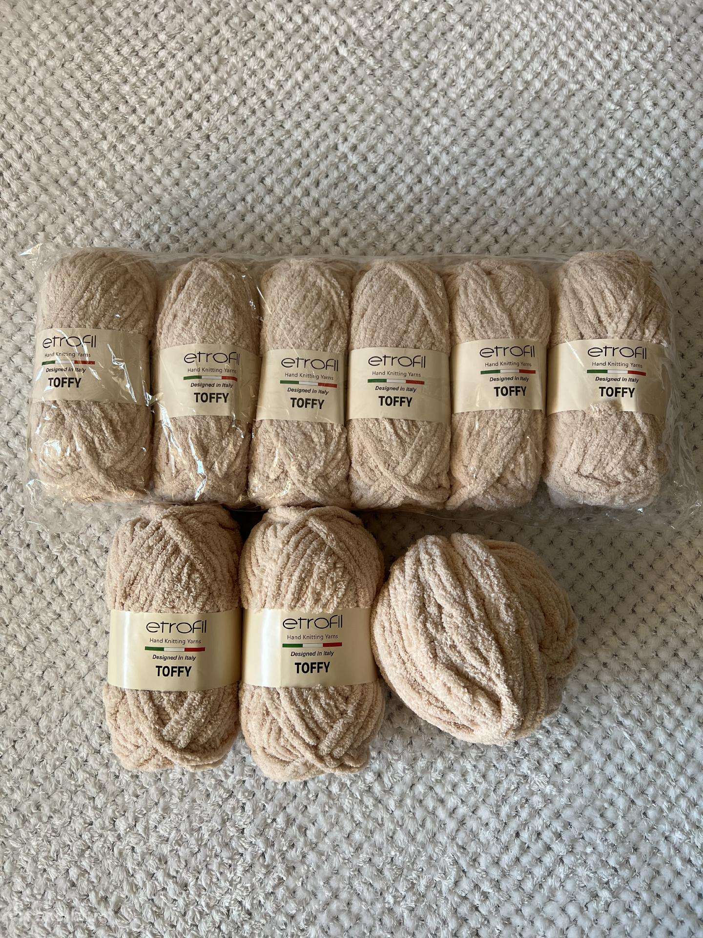 1kg Etrofil Toffy pliušinių siūlų