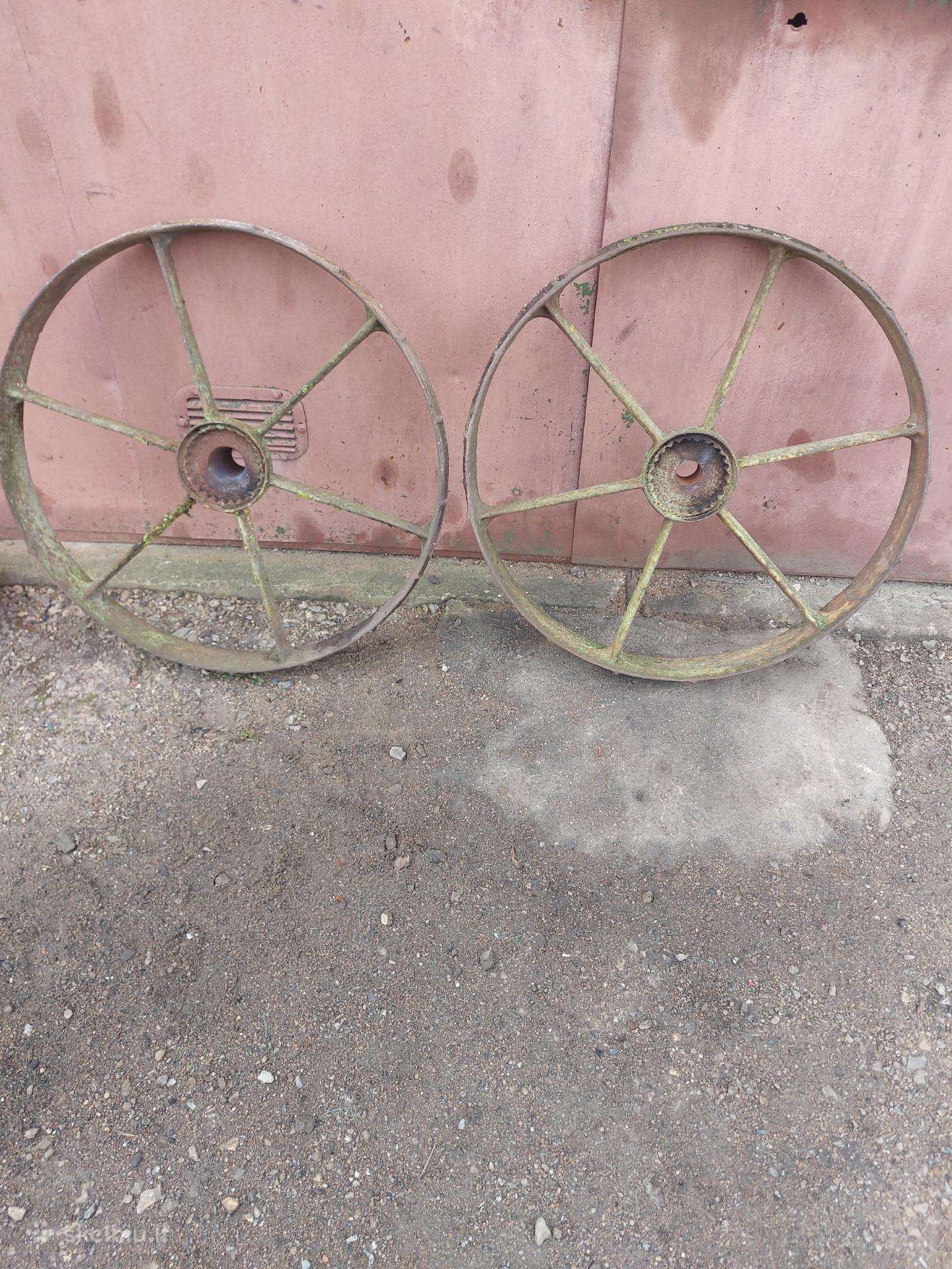 Metaliniai ratai
