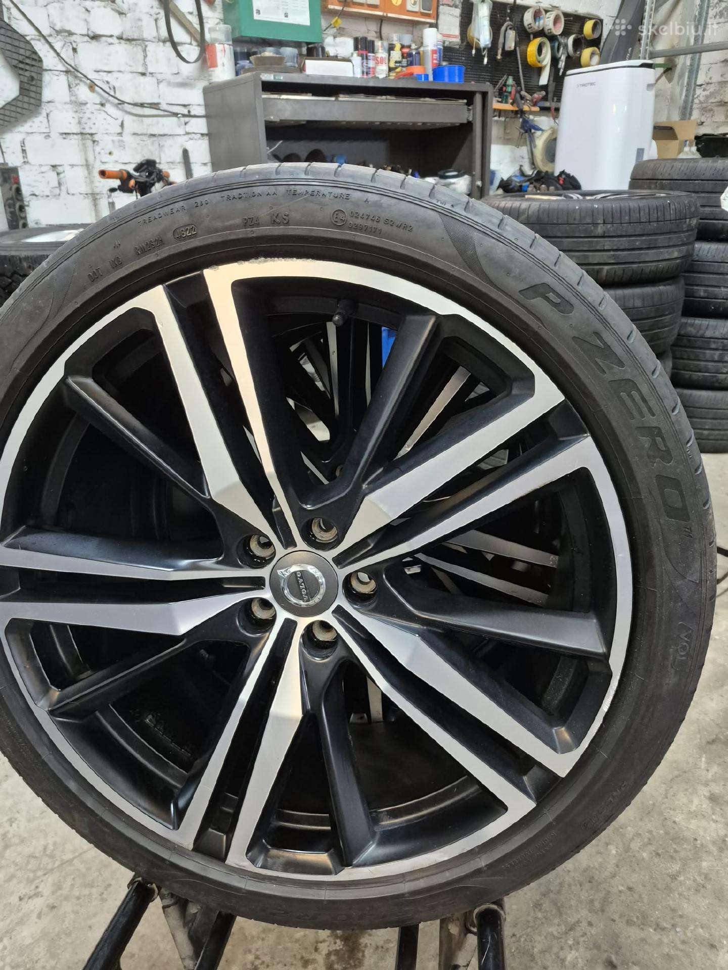 Volvo, light alloy, R21