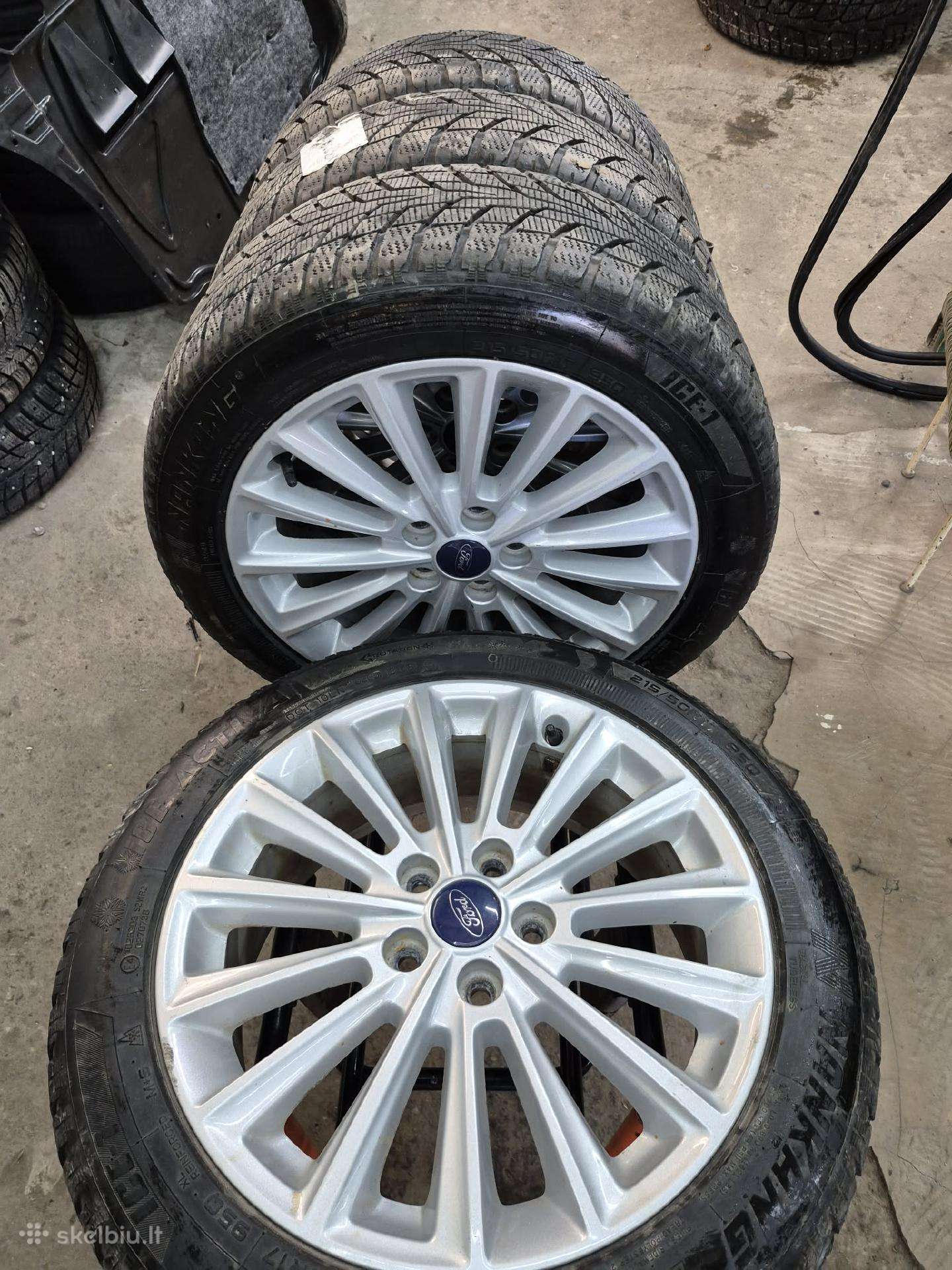 Ford r17 su zieminem padangom