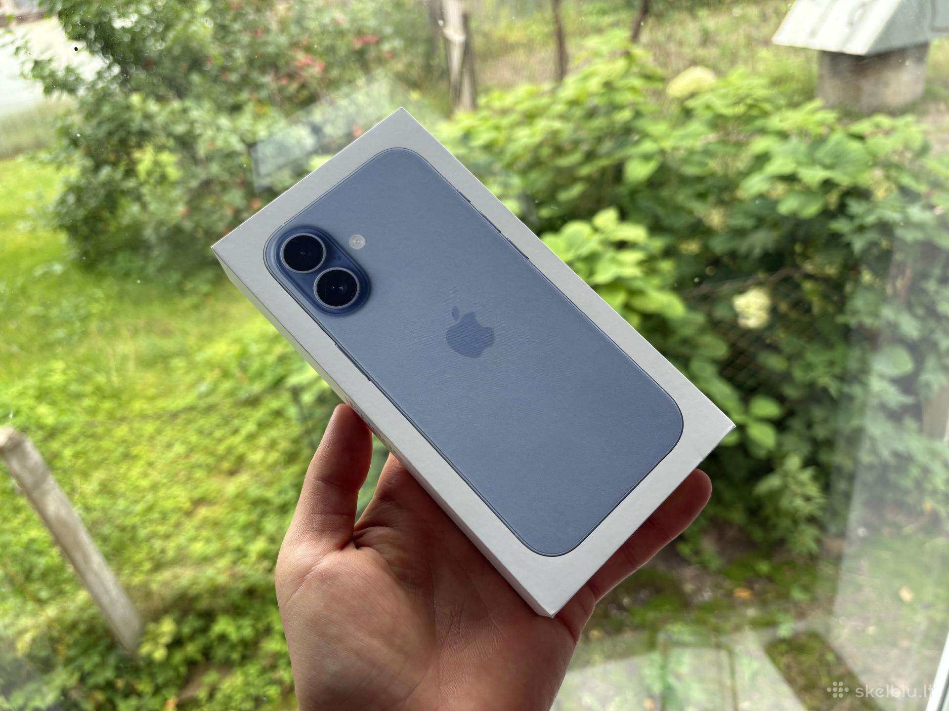 iPhone 17 Mist Blue