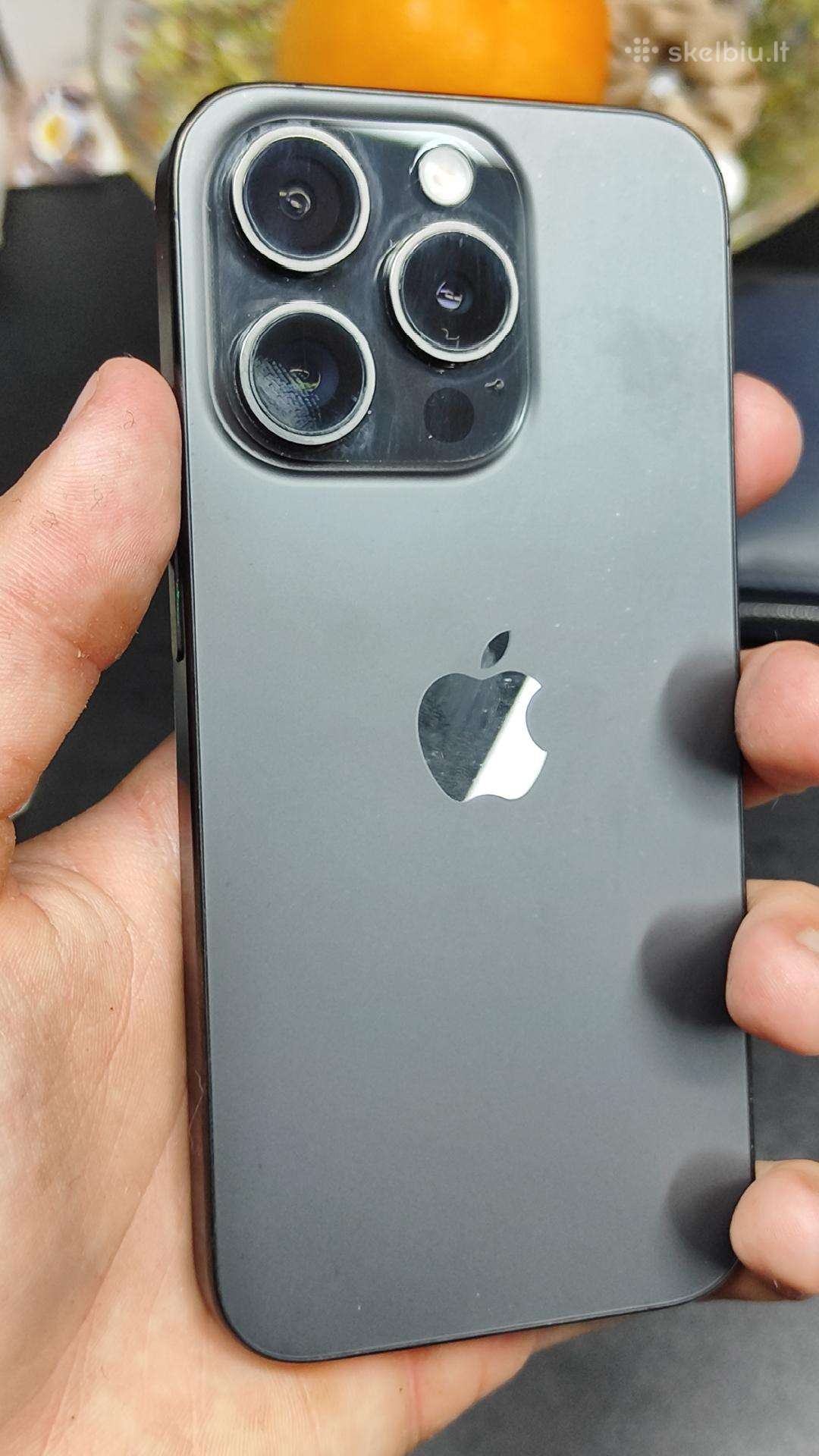 iPhone 15 Pro Black Titanium
