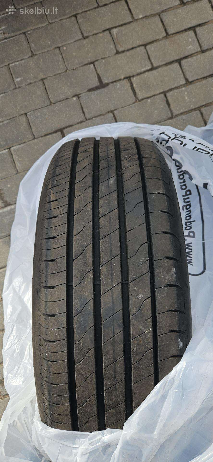 Goodyear, летние 215/55 R18