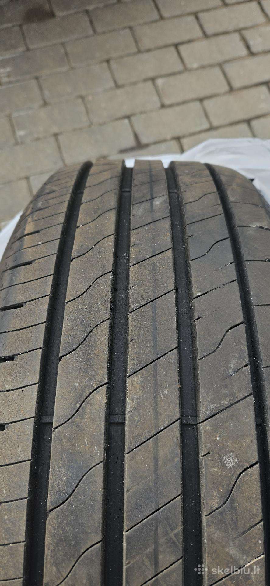 Goodyear, летние 215/55 R18