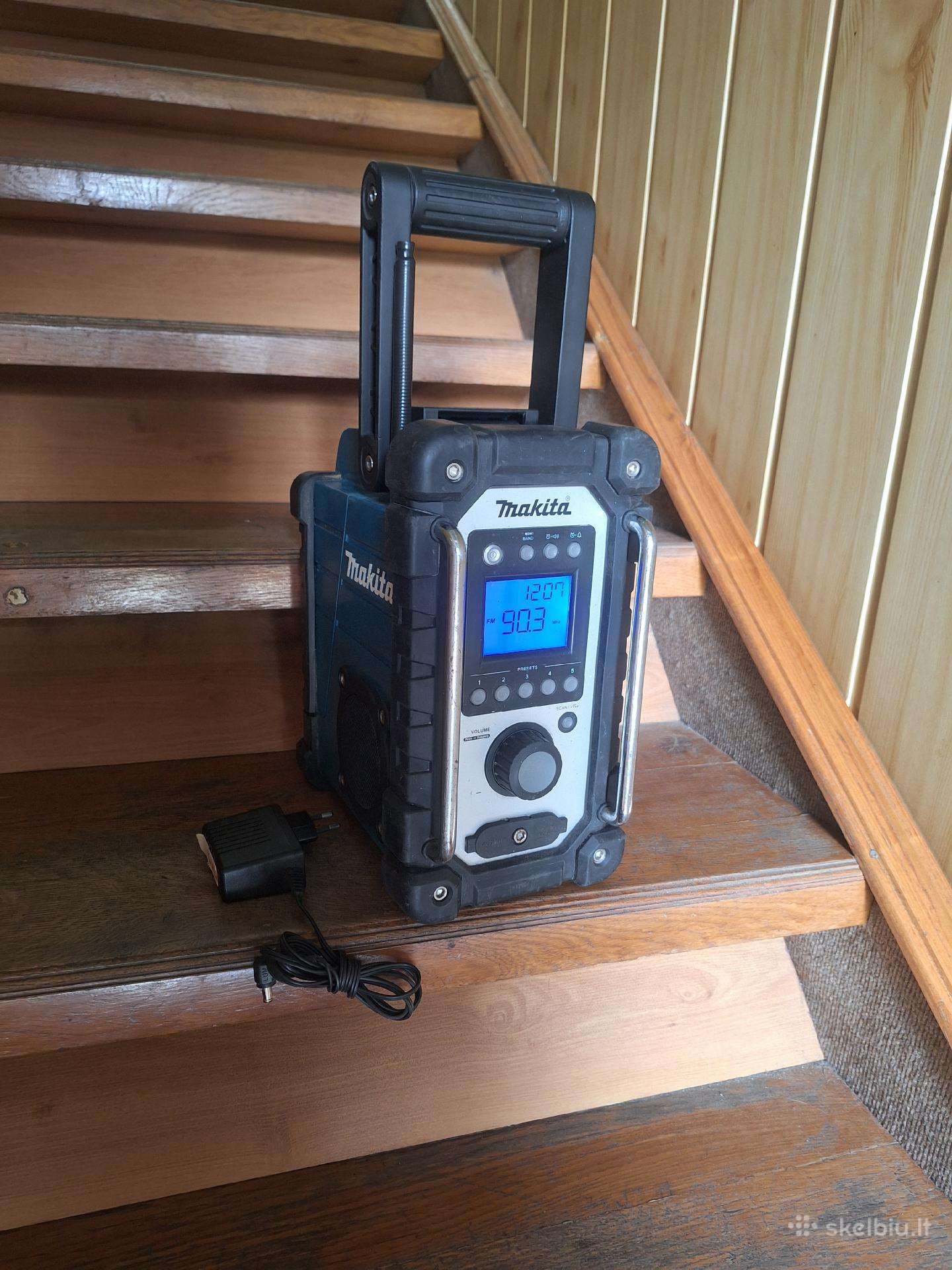 Makita Dmr