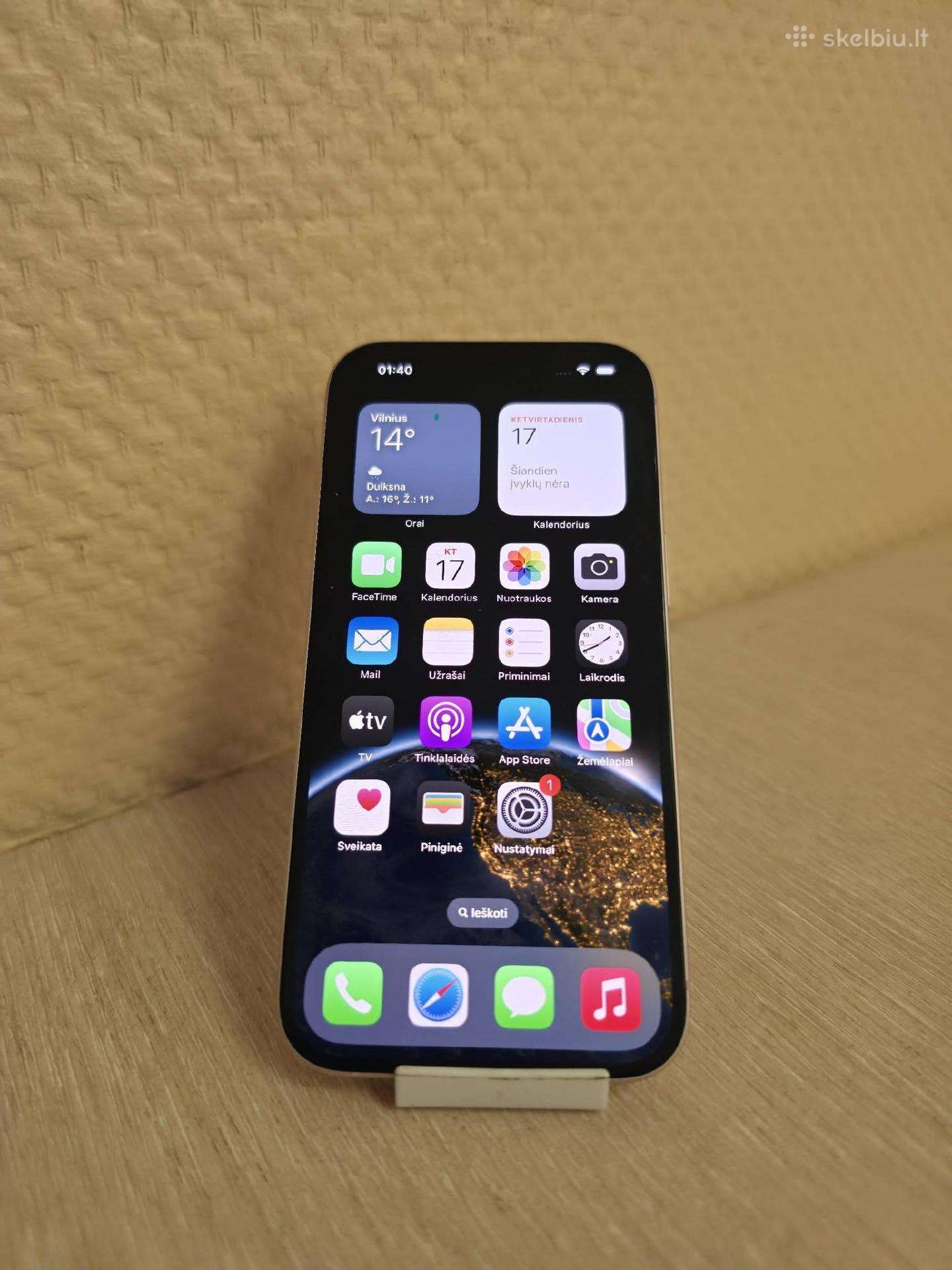 iPhone 15