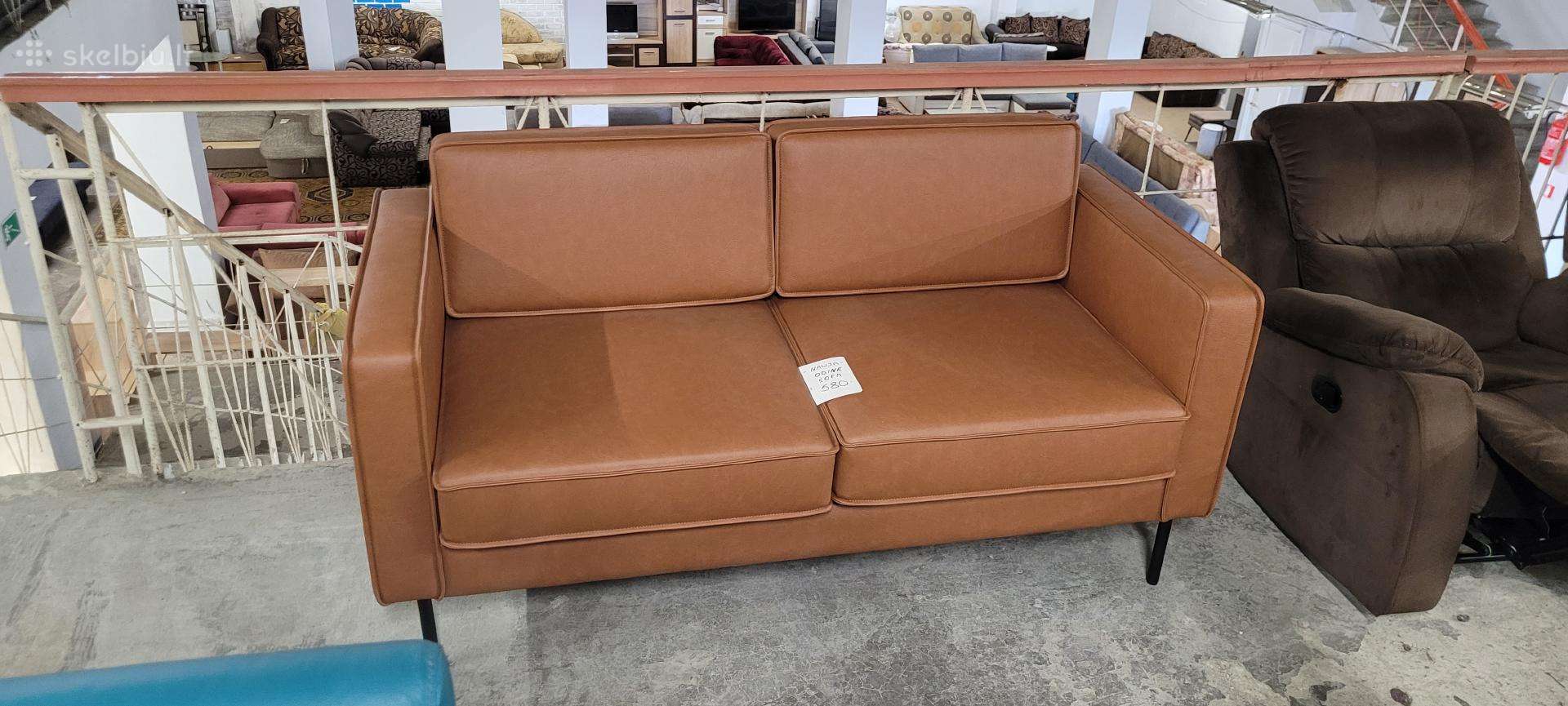 Nauja Odine sedima sofa