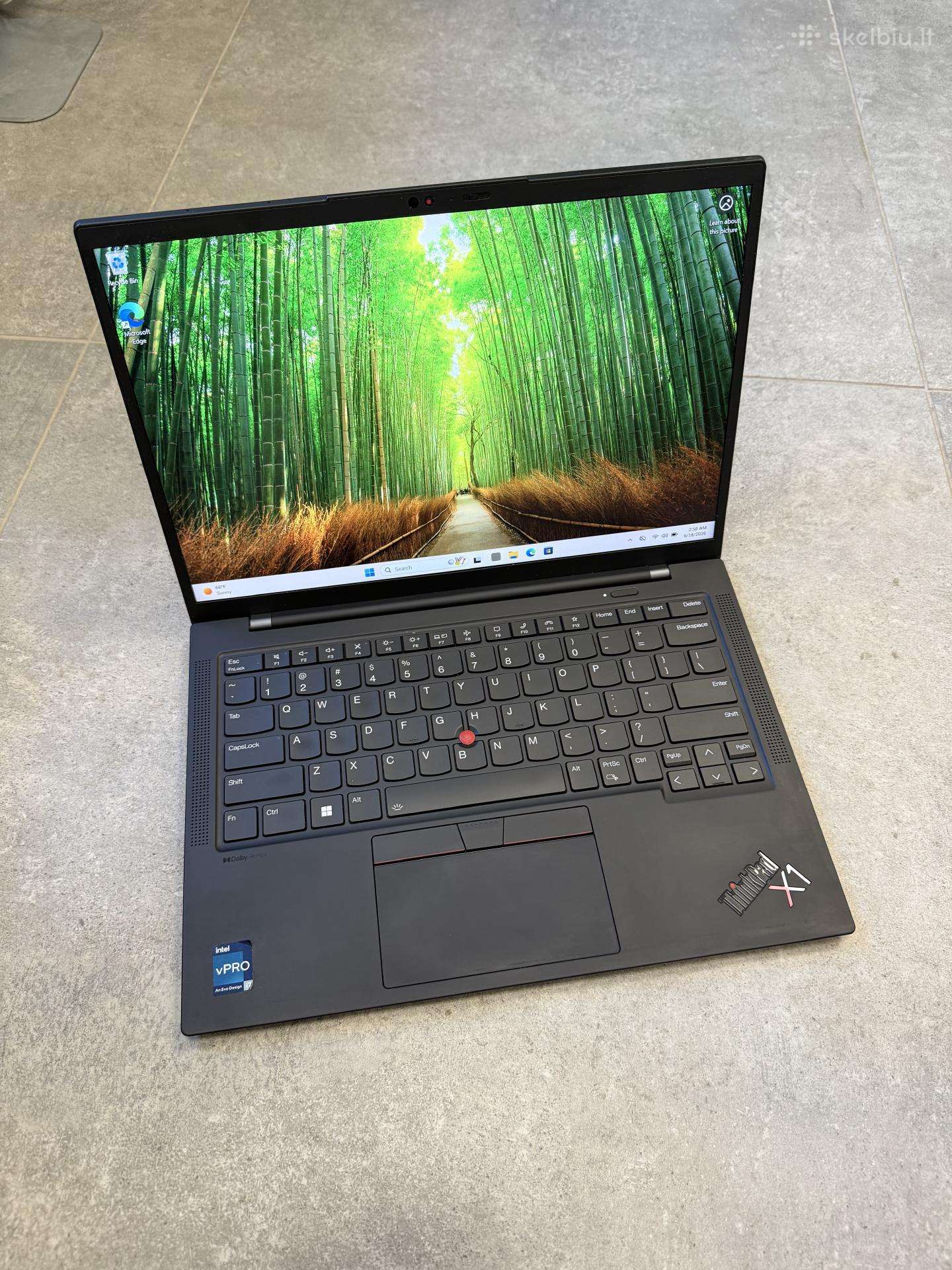 Lenovo X1 Carbon 11 Gen i7-1365u / 32gb / 1tb