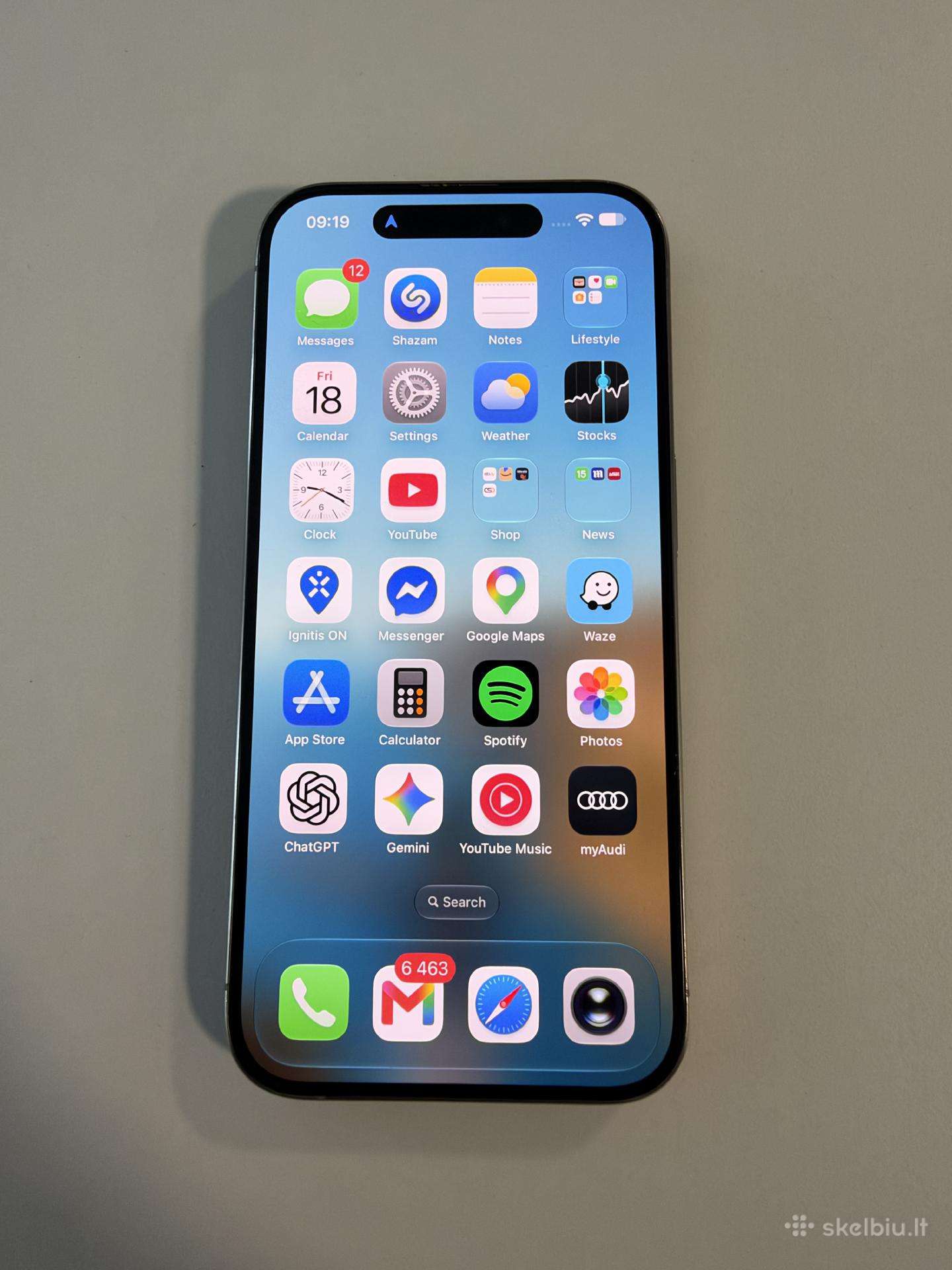 iPhone 15 pro titanium 128gb
