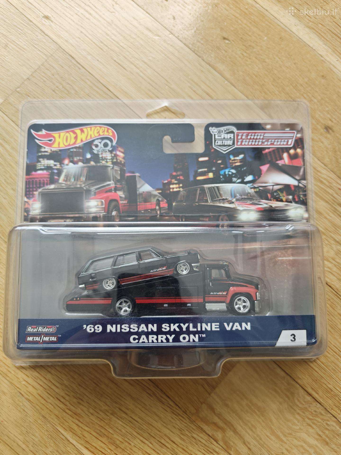 '69 Nissan Skyline van carry on #3