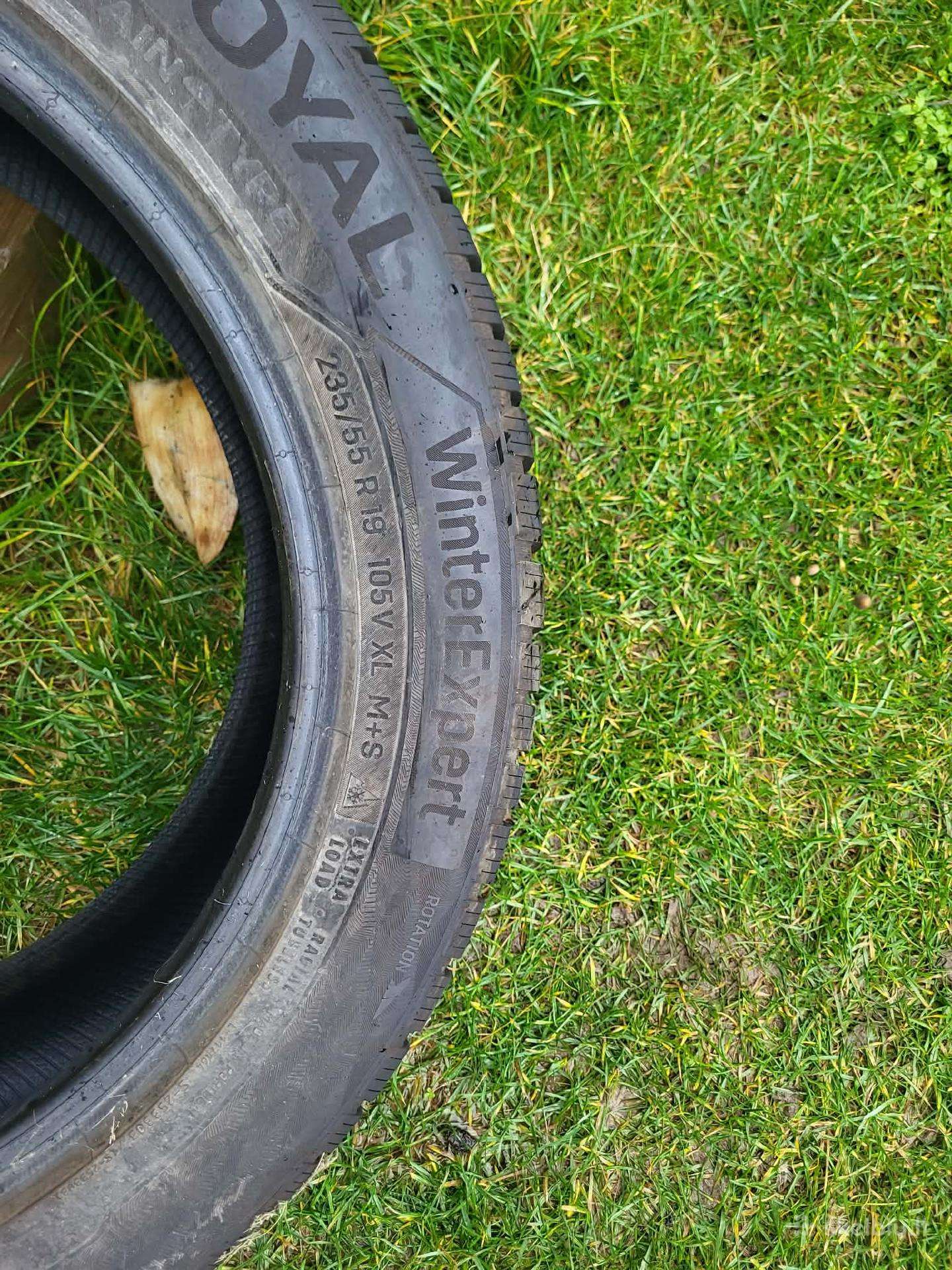 Uniroyal, зимние 235/55 R19