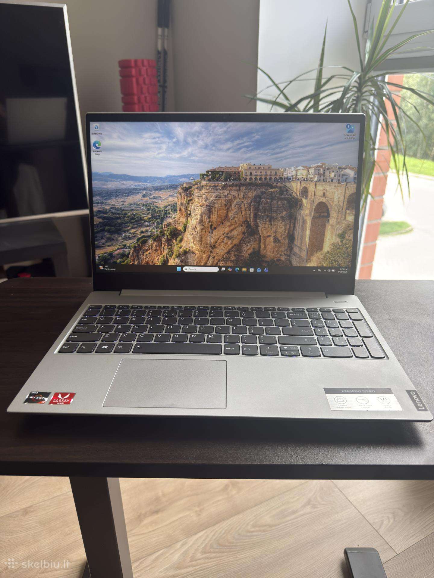 Lenovo Ideapad S340-15api 15,6 Ryzen 3, 12gb RAM