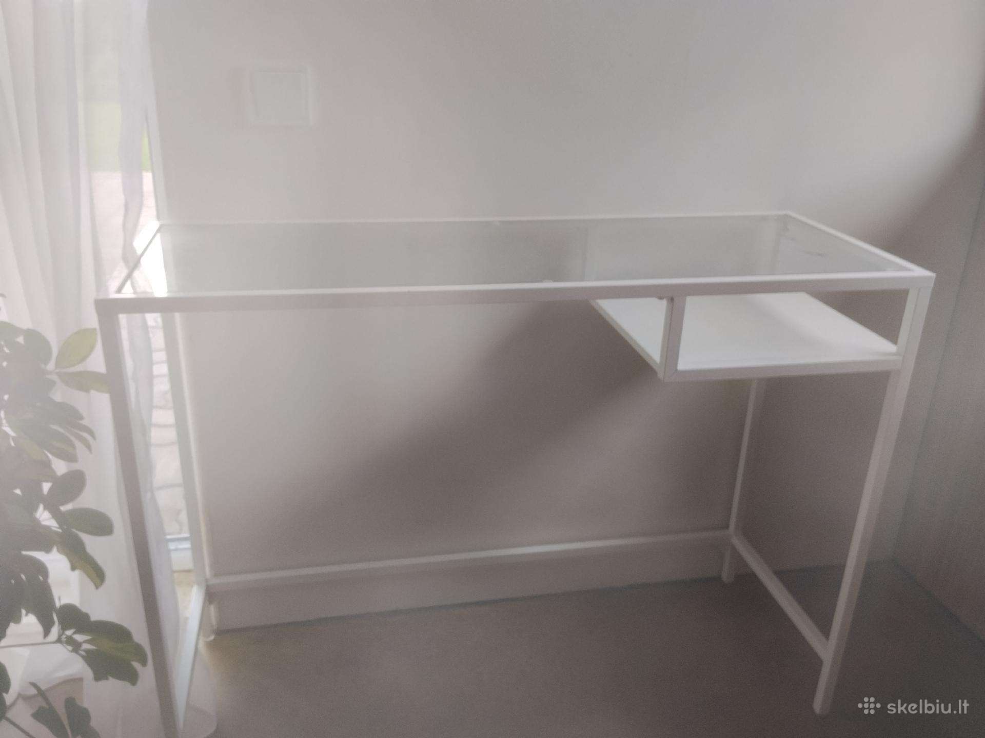 Ikea Vittsjö kompiuterio stalas 100 36 c