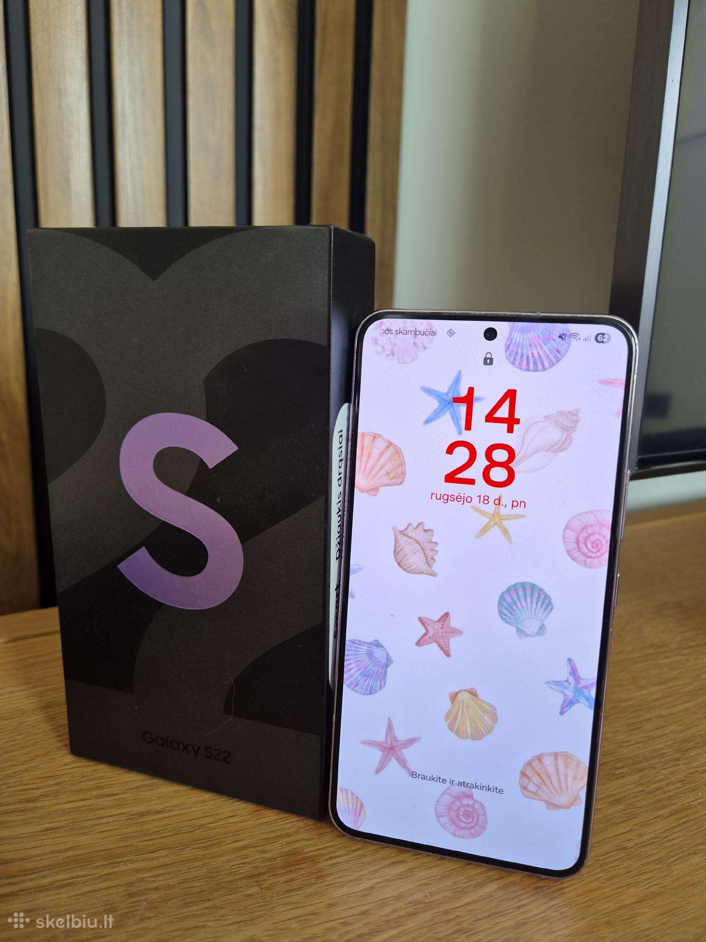 Samsung S22